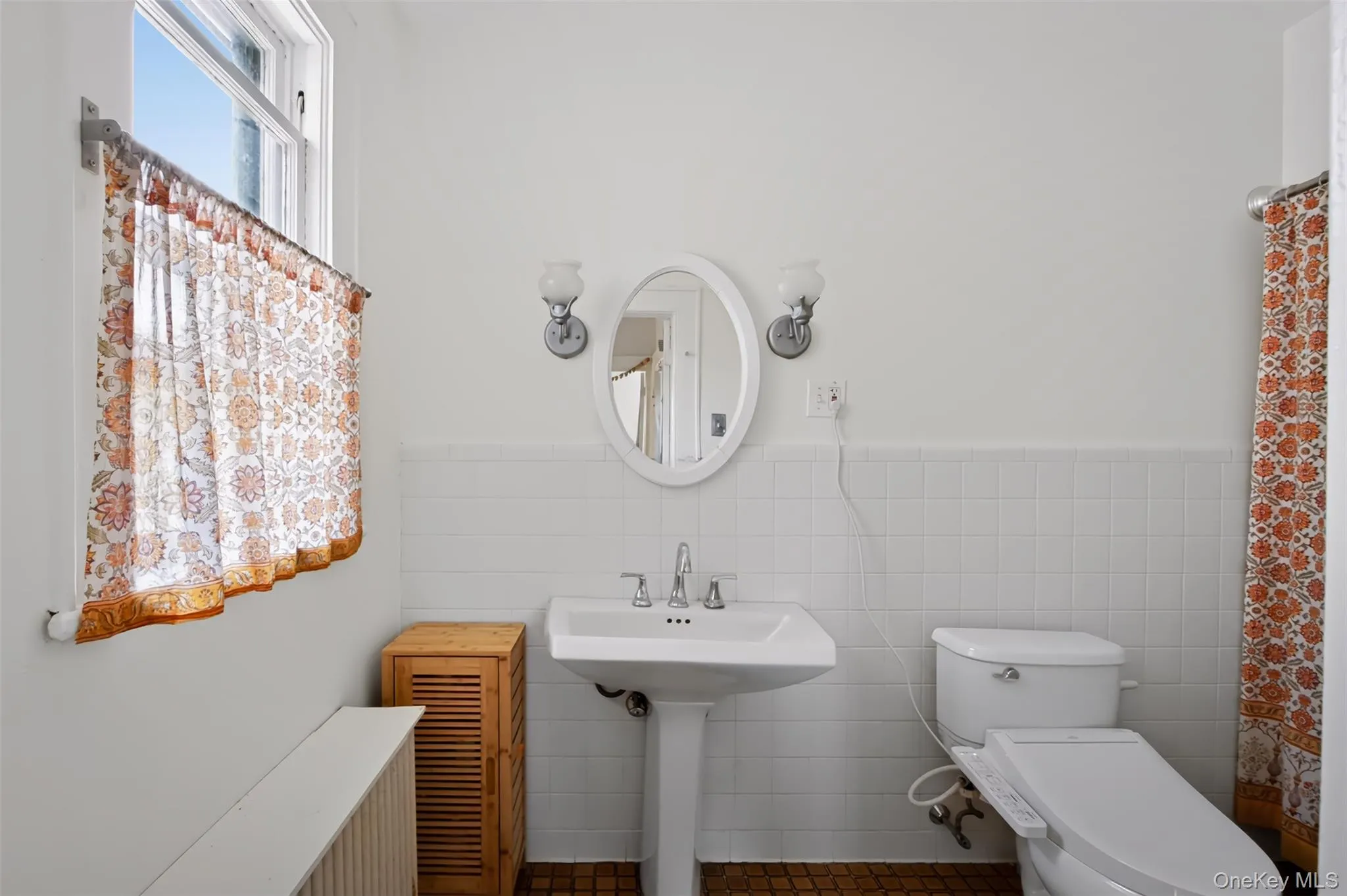 69 Montgomery Street, Poughkeepsie, NY, 2 Bedrooms Bedrooms, 9 Rooms Rooms,2 BathroomsBathrooms,Residential,For Rent,Montgomery,0,1038744 69 Montgomery Street, Poughkeepsie, NY, 2 Bedrooms Bedrooms, 9 Rooms Rooms,2 BathroomsBathrooms,Residential,For Rent,Montgomery,0,1038744