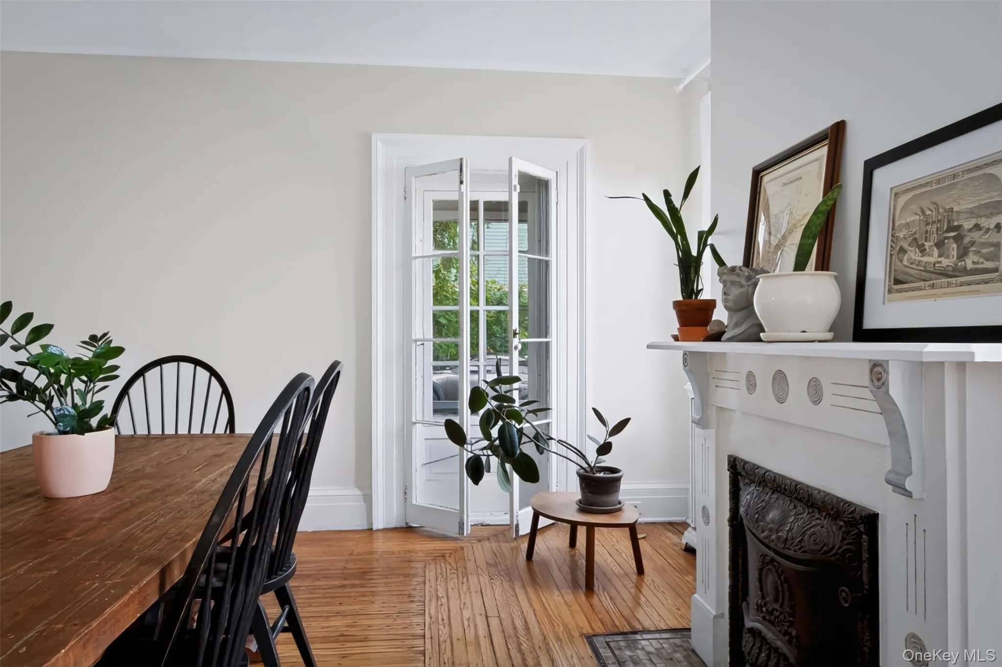 69 Montgomery Street, Poughkeepsie, NY, 2 Bedrooms Bedrooms, 9 Rooms Rooms,2 BathroomsBathrooms,Residential,For Rent,Montgomery,0,1038744 69 Montgomery Street, Poughkeepsie, NY, 2 Bedrooms Bedrooms, 9 Rooms Rooms,2 BathroomsBathrooms,Residential,For Rent,Montgomery,0,1038744