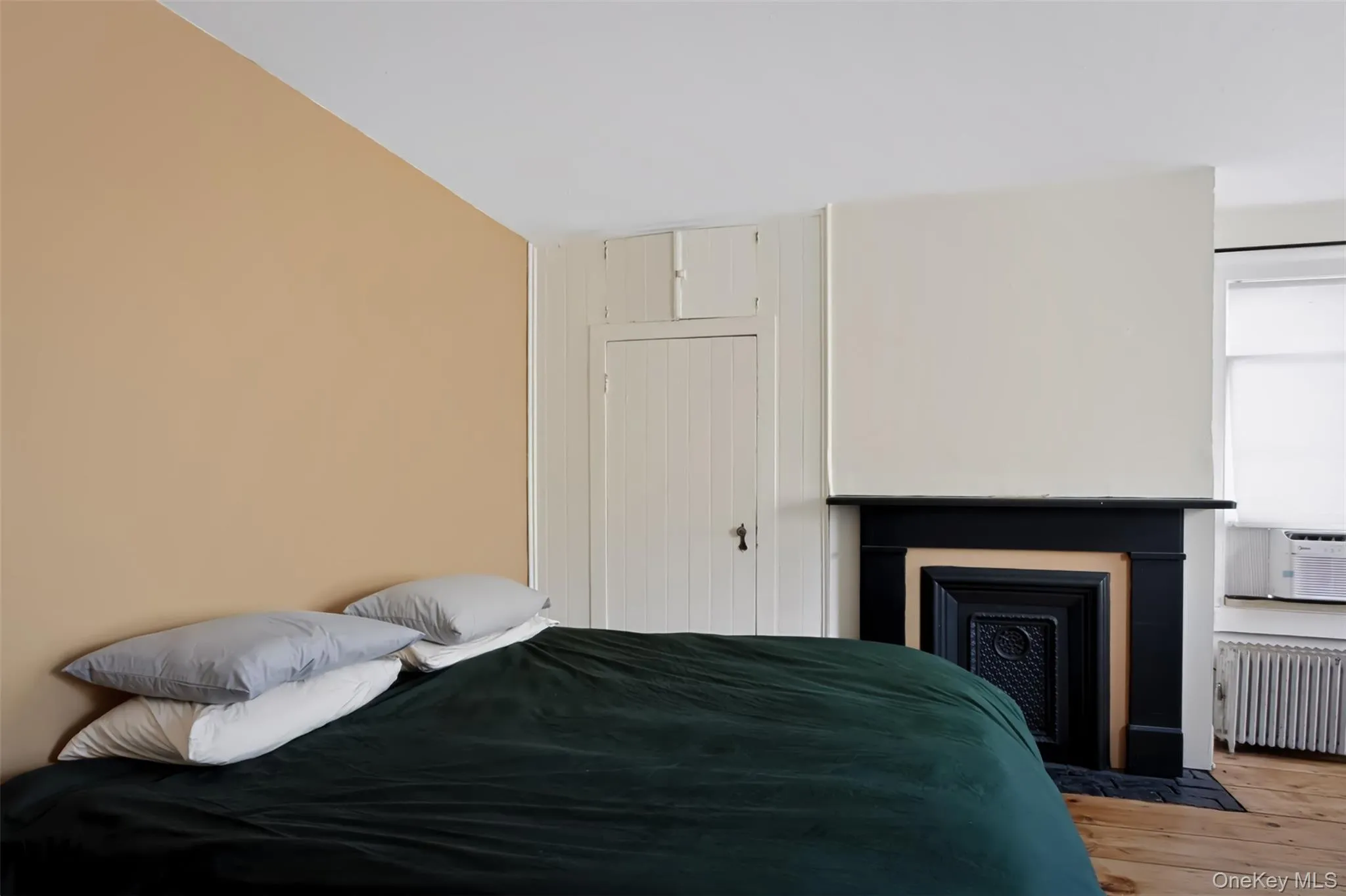 69 Montgomery Street, Poughkeepsie, NY, 2 Bedrooms Bedrooms, 9 Rooms Rooms,2 BathroomsBathrooms,Residential,For Rent,Montgomery,0,1038744 69 Montgomery Street, Poughkeepsie, NY, 2 Bedrooms Bedrooms, 9 Rooms Rooms,2 BathroomsBathrooms,Residential,For Rent,Montgomery,0,1038744