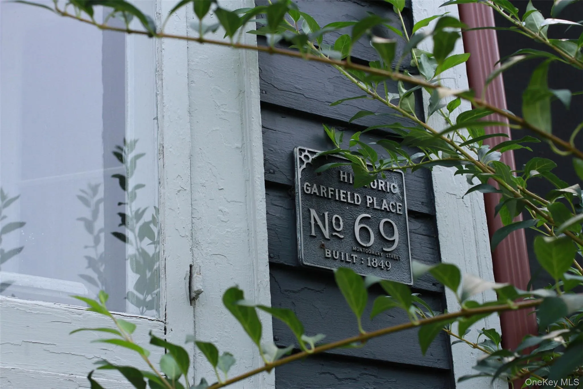 69 Montgomery Street, Poughkeepsie, NY, 2 Bedrooms Bedrooms, 9 Rooms Rooms,2 BathroomsBathrooms,Residential,For Rent,Montgomery,0,1038744 69 Montgomery Street, Poughkeepsie, NY, 2 Bedrooms Bedrooms, 9 Rooms Rooms,2 BathroomsBathrooms,Residential,For Rent,Montgomery,0,1038744