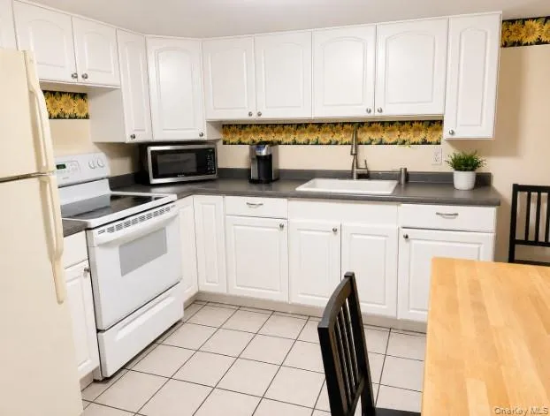 5 Forest Lane, Brookhaven, NY, 4 Bedrooms Bedrooms, 9 Rooms Rooms,4 BathroomsBathrooms,Residential,For Rent,Forest,0,1038745 5 Forest Lane, Brookhaven, NY, 4 Bedrooms Bedrooms, 9 Rooms Rooms,4 BathroomsBathrooms,Residential,For Rent,Forest,0,1038745