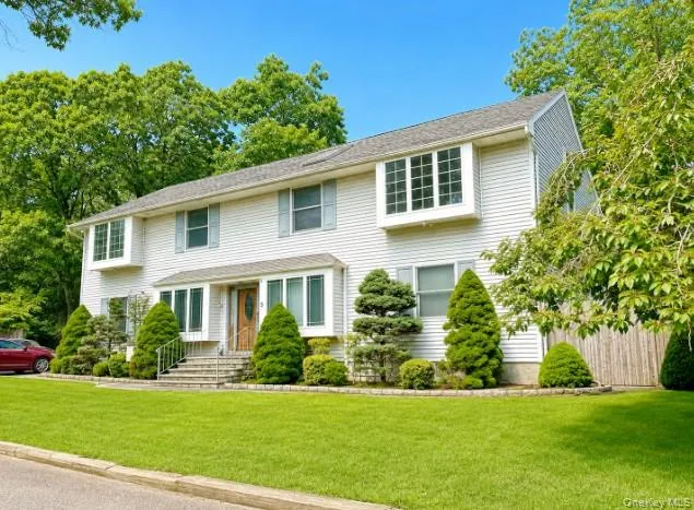5 Forest Lane, Brookhaven, NY, 4 Bedrooms Bedrooms, 9 Rooms Rooms,4 BathroomsBathrooms,Residential,For Rent,Forest,0,1038745 5 Forest Lane, Brookhaven, NY, 4 Bedrooms Bedrooms, 9 Rooms Rooms,4 BathroomsBathrooms,Residential,For Rent,Forest,0,1038745