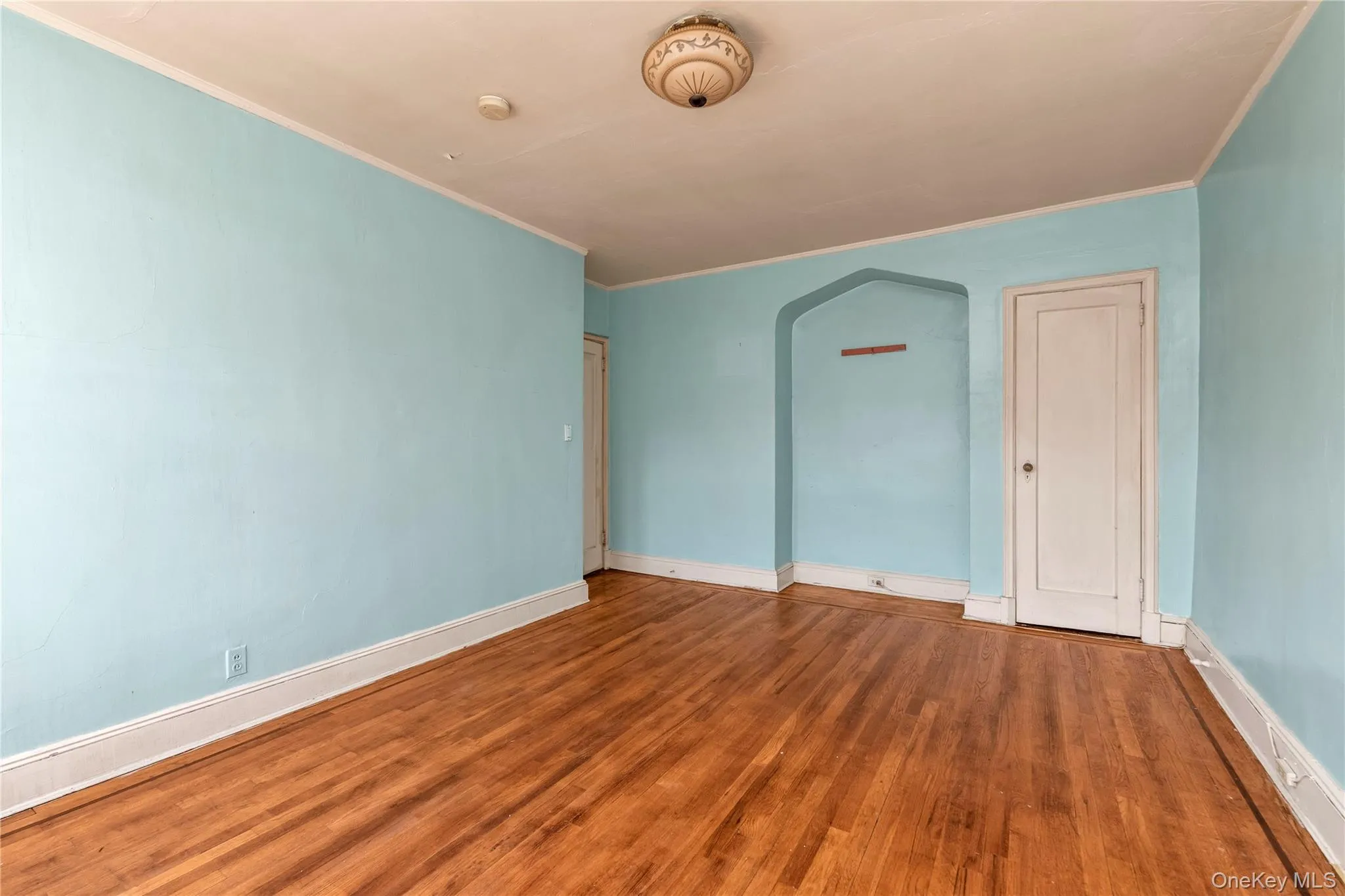 30-12 90th Street, New York, NY, 3 Bedrooms Bedrooms, 8 Rooms Rooms,1 BathroomBathrooms,Residential,For Rent,90th,0,1038746 30-12 90th Street, New York, NY, 3 Bedrooms Bedrooms, 8 Rooms Rooms,1 BathroomBathrooms,Residential,For Rent,90th,0,1038746