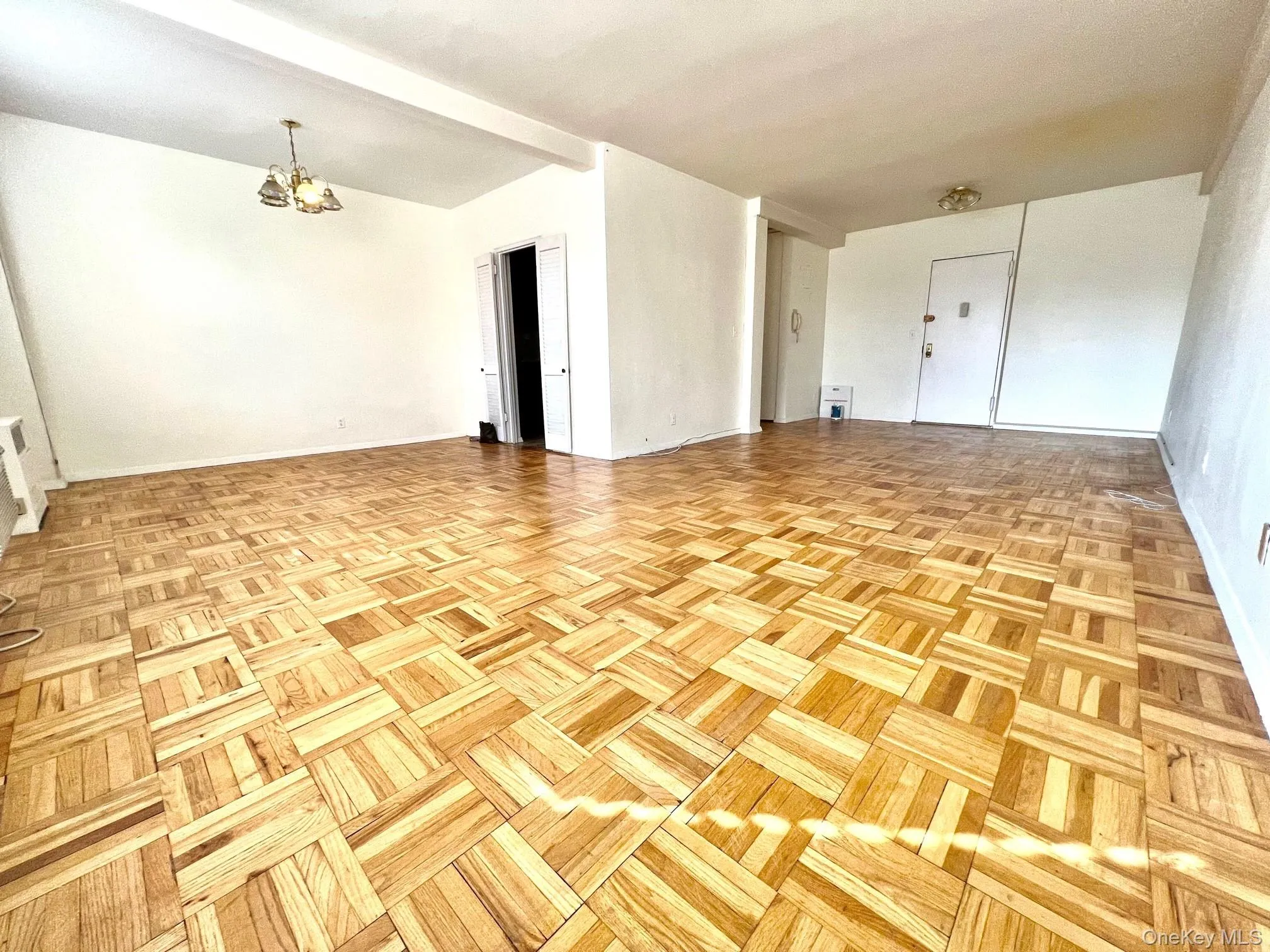 10 Lake Street, White Plains, NY, 1 Bedroom Bedrooms, 4 Rooms Rooms,1 BathroomBathrooms,Residential Lease,For Rent,Lake,0,1038748 10 Lake Street, White Plains, NY, 1 Bedroom Bedrooms, 4 Rooms Rooms,1 BathroomBathrooms,Residential Lease,For Rent,Lake,0,1038748