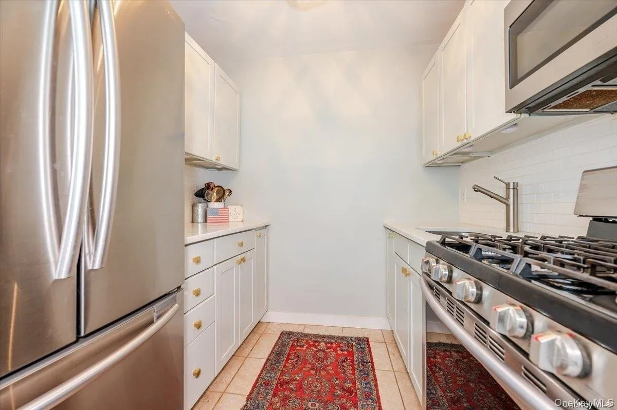 1 Broadway, Long Beach, NY, 1 Bedroom Bedrooms, 4 Rooms Rooms,1 BathroomBathrooms,Residential Lease,For Rent,Broadway,0,1038749 1 Broadway, Long Beach, NY, 1 Bedroom Bedrooms, 4 Rooms Rooms,1 BathroomBathrooms,Residential Lease,For Rent,Broadway,0,1038749