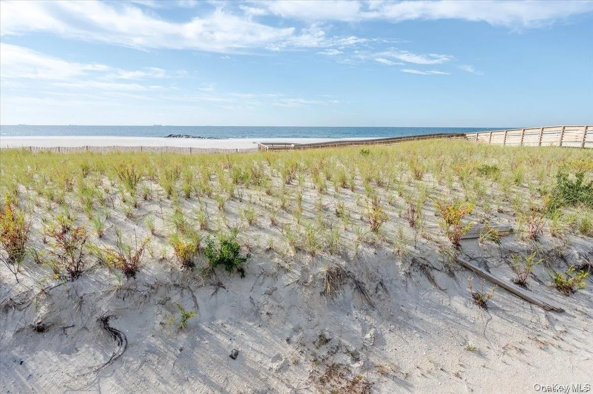 1 Broadway, Long Beach, NY, 1 Bedroom Bedrooms, 4 Rooms Rooms,1 BathroomBathrooms,Residential Lease,For Rent,Broadway,0,1038749 1 Broadway, Long Beach, NY, 1 Bedroom Bedrooms, 4 Rooms Rooms,1 BathroomBathrooms,Residential Lease,For Rent,Broadway,0,1038749