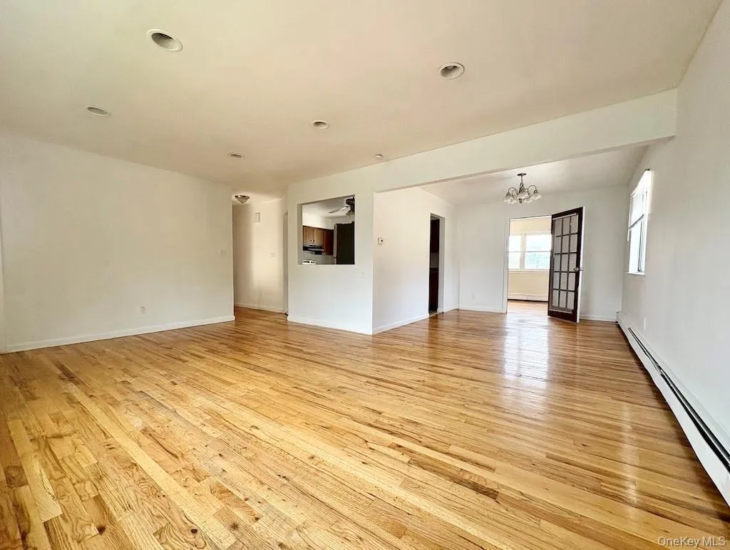750 Rockaway Avenue, Hempstead, NY, 3 Bedrooms Bedrooms, 6 Rooms Rooms,1 BathroomBathrooms,Residential Lease,For Rent,Rockaway,0,1038750 750 Rockaway Avenue, Hempstead, NY, 3 Bedrooms Bedrooms, 6 Rooms Rooms,1 BathroomBathrooms,Residential Lease,For Rent,Rockaway,0,1038750