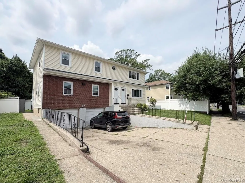 750 Rockaway Avenue, Hempstead, NY, 3 Bedrooms Bedrooms, 6 Rooms Rooms,1 BathroomBathrooms,Residential Lease,For Rent,Rockaway,0,1038750 750 Rockaway Avenue, Hempstead, NY, 3 Bedrooms Bedrooms, 6 Rooms Rooms,1 BathroomBathrooms,Residential Lease,For Rent,Rockaway,0,1038750