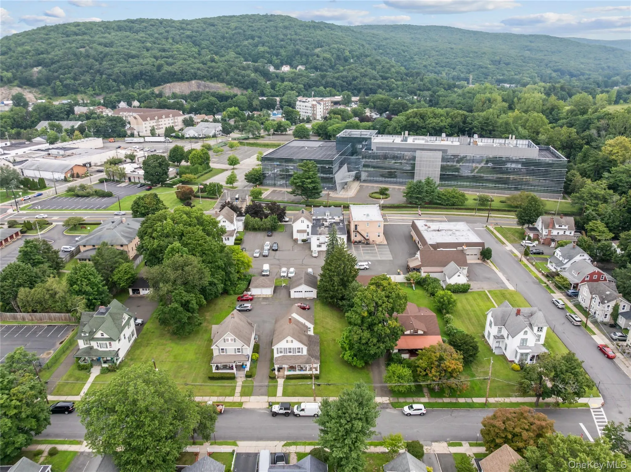 20 Clinton Place, Ramapo, NY, 4 Bedrooms Bedrooms, 6 Rooms Rooms,1 BathroomBathrooms,Residential,For Rent,Clinton,0,1038751 20 Clinton Place, Ramapo, NY, 4 Bedrooms Bedrooms, 6 Rooms Rooms,1 BathroomBathrooms,Residential,For Rent,Clinton,0,1038751