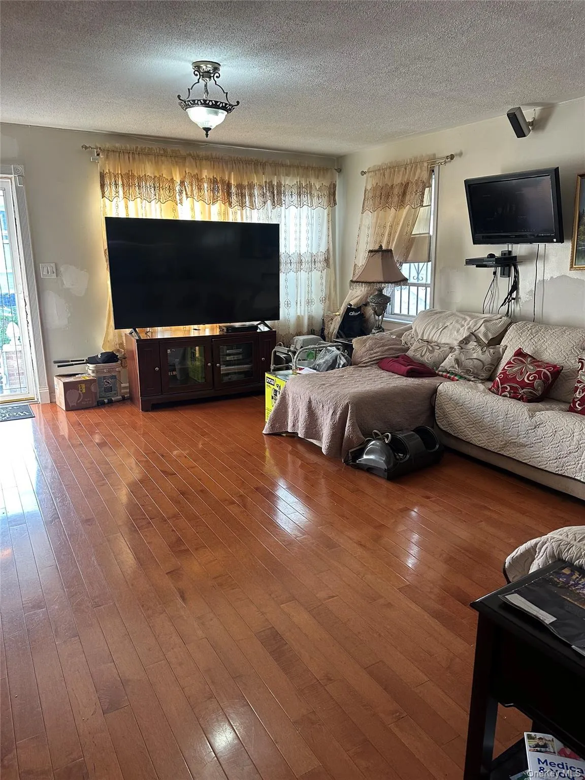 106-15 Pinegrove Street, New York, NY, 8 Bedrooms Bedrooms, 12 Rooms Rooms,4 BathroomsBathrooms,Residential,For Rent,Pinegrove,0,1038753 106-15 Pinegrove Street, New York, NY, 8 Bedrooms Bedrooms, 12 Rooms Rooms,4 BathroomsBathrooms,Residential,For Rent,Pinegrove,0,1038753