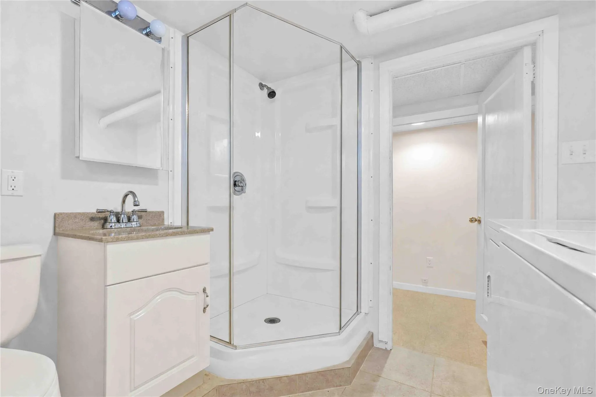 35 Mayfair Avenue, Hempstead, NY, 3 Bedrooms Bedrooms, 7 Rooms Rooms,2 BathroomsBathrooms,Residential,For Rent,Mayfair,0,1038755 35 Mayfair Avenue, Hempstead, NY, 3 Bedrooms Bedrooms, 7 Rooms Rooms,2 BathroomsBathrooms,Residential,For Rent,Mayfair,0,1038755