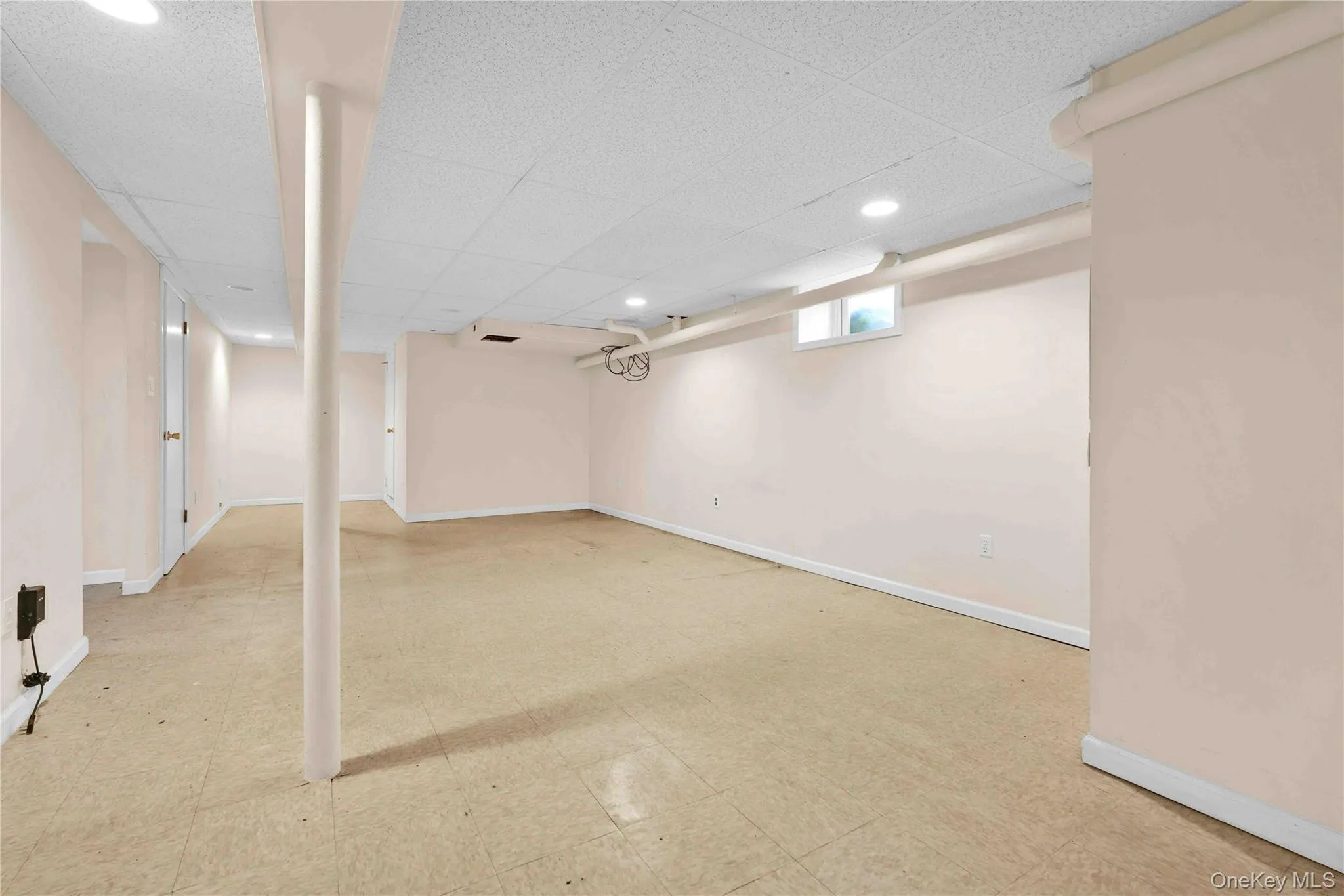 35 Mayfair Avenue, Hempstead, NY, 3 Bedrooms Bedrooms, 7 Rooms Rooms,2 BathroomsBathrooms,Residential,For Rent,Mayfair,0,1038755 35 Mayfair Avenue, Hempstead, NY, 3 Bedrooms Bedrooms, 7 Rooms Rooms,2 BathroomsBathrooms,Residential,For Rent,Mayfair,0,1038755