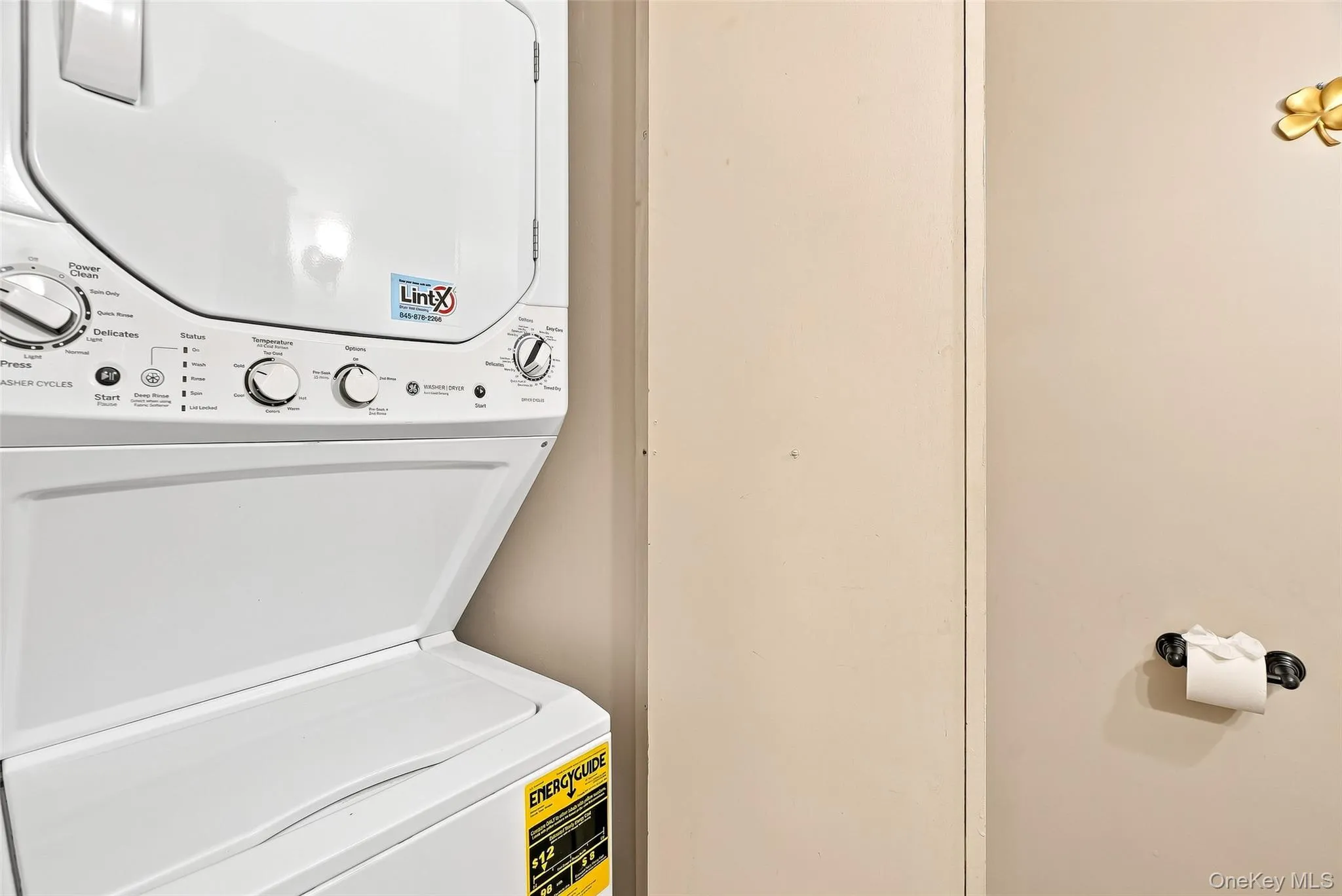 43 Jefferson Oval, Yorktown, NY, 2 Bedrooms Bedrooms, 5 Rooms Rooms,2 BathroomsBathrooms,Residential,For Rent,Jefferson,0,1038761 43 Jefferson Oval, Yorktown, NY, 2 Bedrooms Bedrooms, 5 Rooms Rooms,2 BathroomsBathrooms,Residential,For Rent,Jefferson,0,1038761