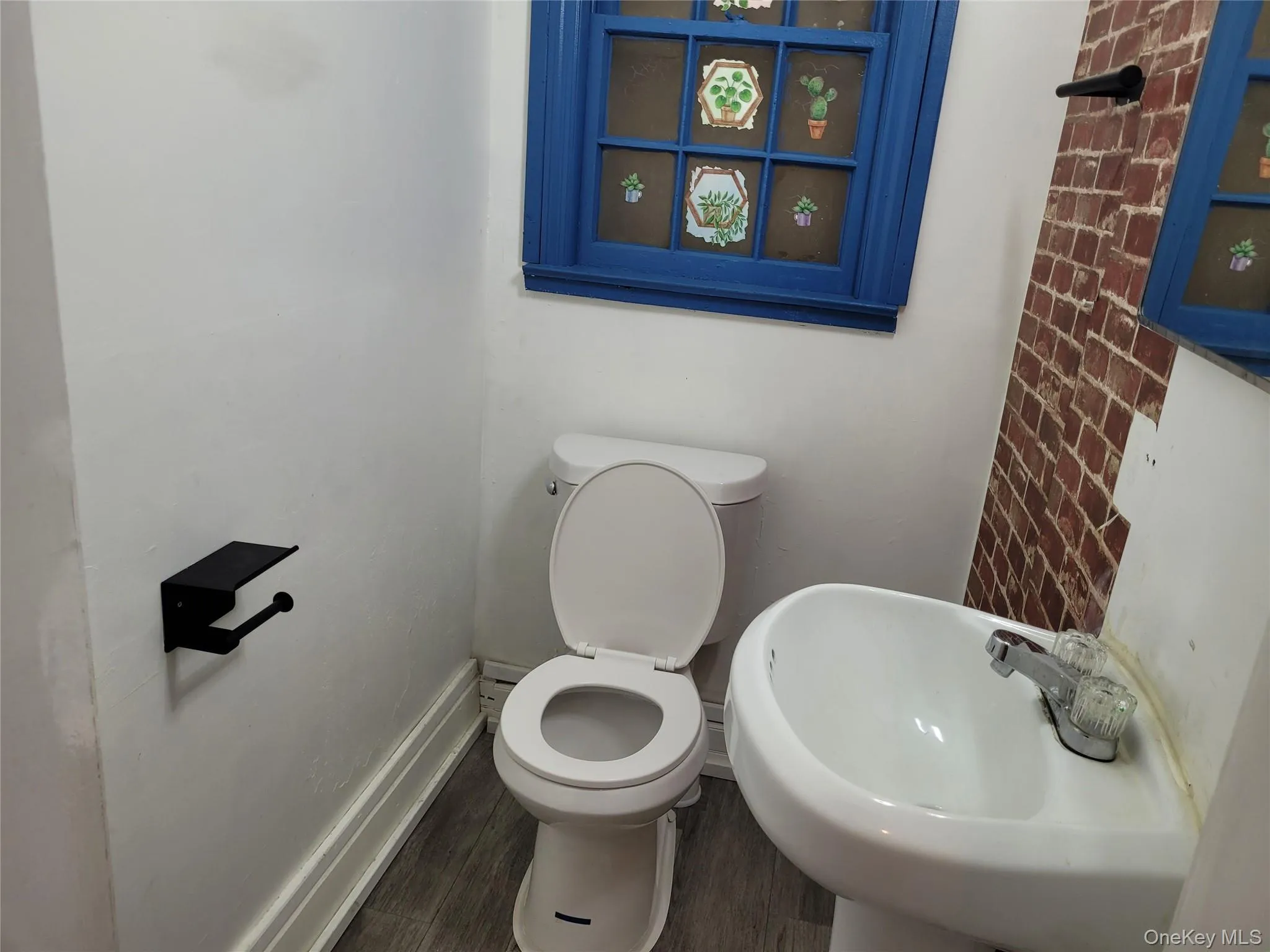 771 A Hempstead Turnpike, Hempstead, NY, ,Commercial Lease,For Rent,Hempstead,0,1038762 771 A Hempstead Turnpike, Hempstead, NY, ,Commercial Lease,For Rent,Hempstead,0,1038762