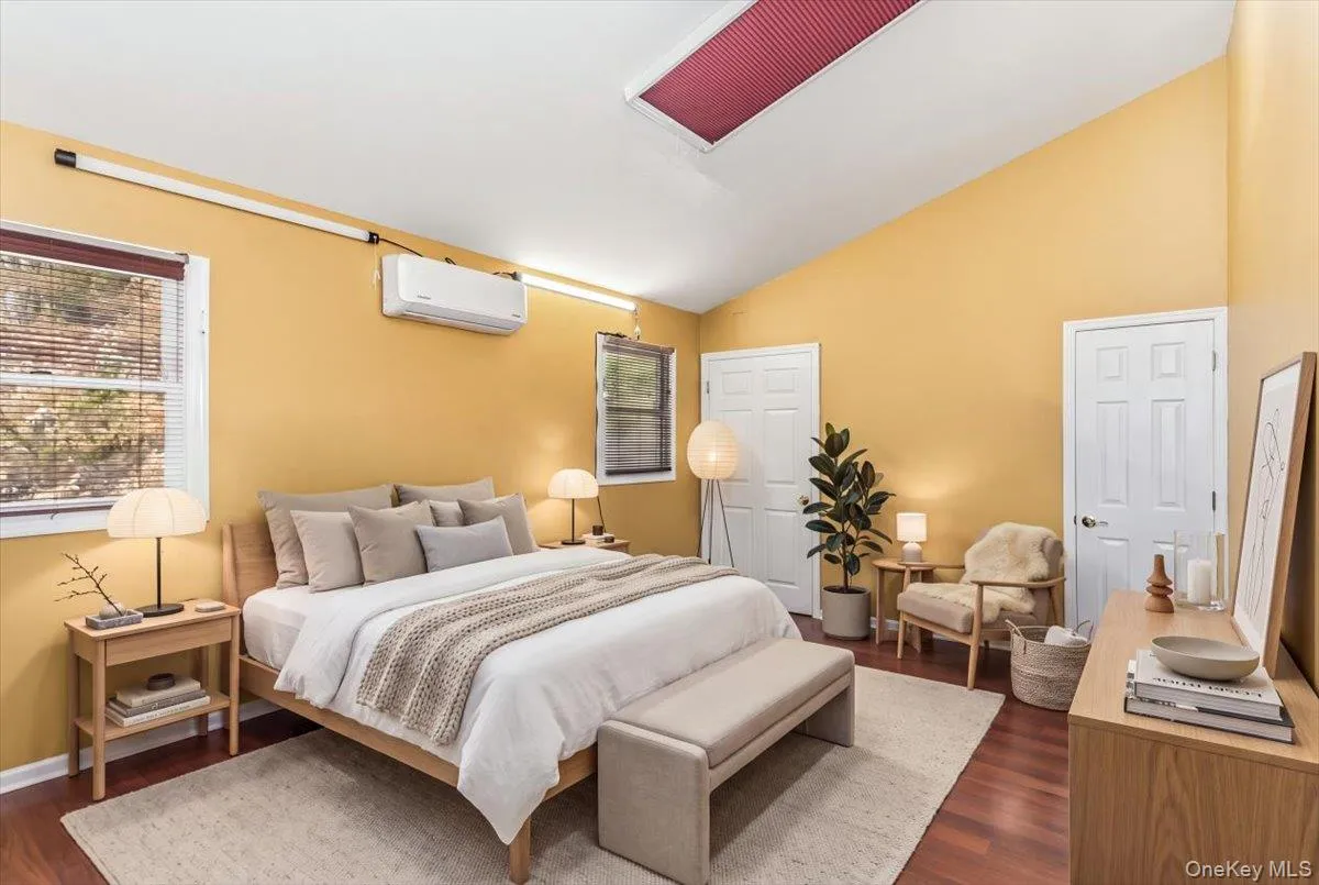 1091 Westminster Avenue, Huntington, NY, 5 Bedrooms Bedrooms, 9 Rooms Rooms,4 BathroomsBathrooms,Residential,For Rent,Westminster,0,1038771 1091 Westminster Avenue, Huntington, NY, 5 Bedrooms Bedrooms, 9 Rooms Rooms,4 BathroomsBathrooms,Residential,For Rent,Westminster,0,1038771