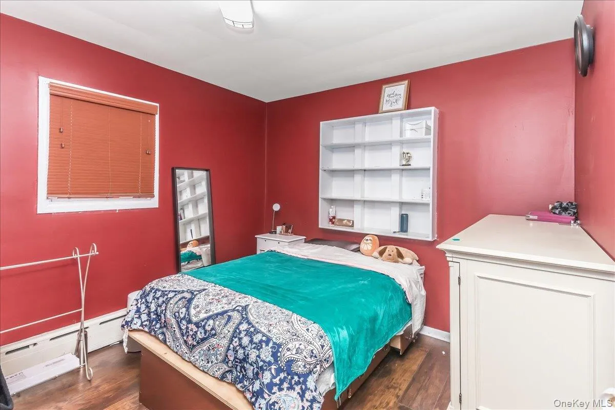 1091 Westminster Avenue, Huntington, NY, 5 Bedrooms Bedrooms, 9 Rooms Rooms,4 BathroomsBathrooms,Residential,For Rent,Westminster,0,1038771 1091 Westminster Avenue, Huntington, NY, 5 Bedrooms Bedrooms, 9 Rooms Rooms,4 BathroomsBathrooms,Residential,For Rent,Westminster,0,1038771