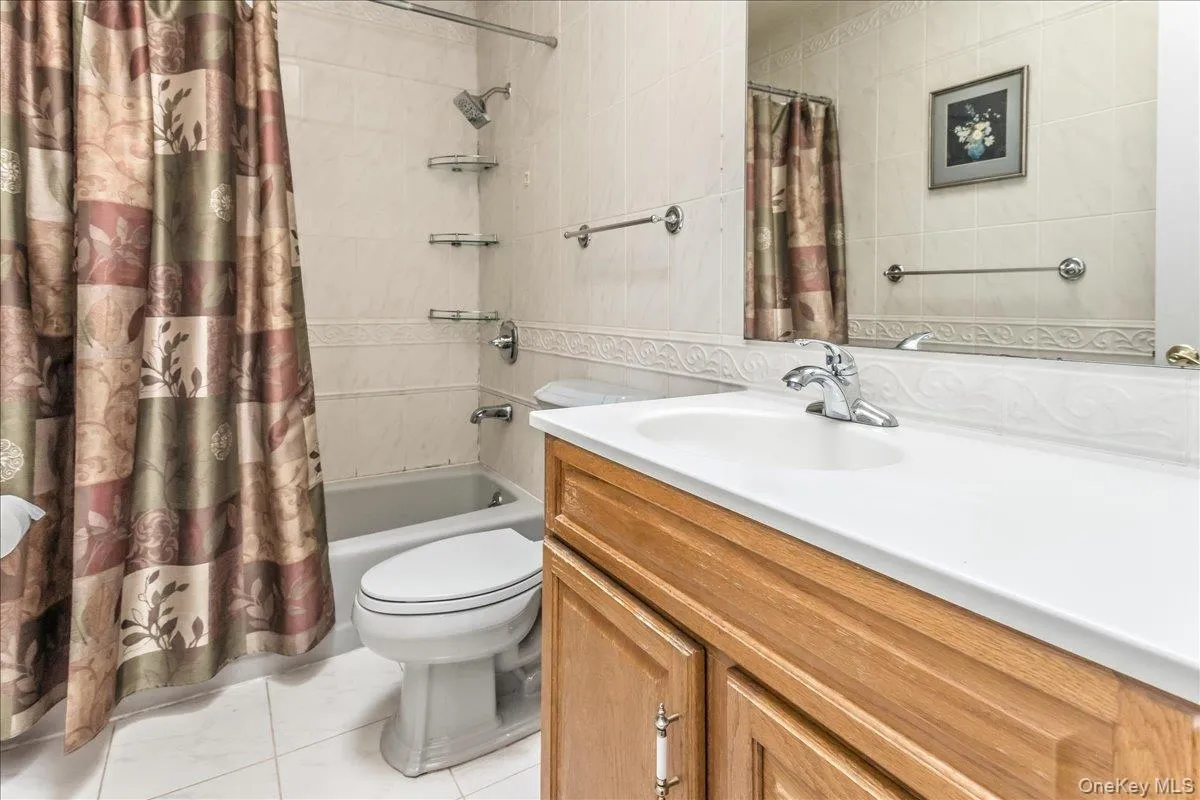 1091 Westminster Avenue, Huntington, NY, 5 Bedrooms Bedrooms, 9 Rooms Rooms,4 BathroomsBathrooms,Residential,For Rent,Westminster,0,1038771 1091 Westminster Avenue, Huntington, NY, 5 Bedrooms Bedrooms, 9 Rooms Rooms,4 BathroomsBathrooms,Residential,For Rent,Westminster,0,1038771