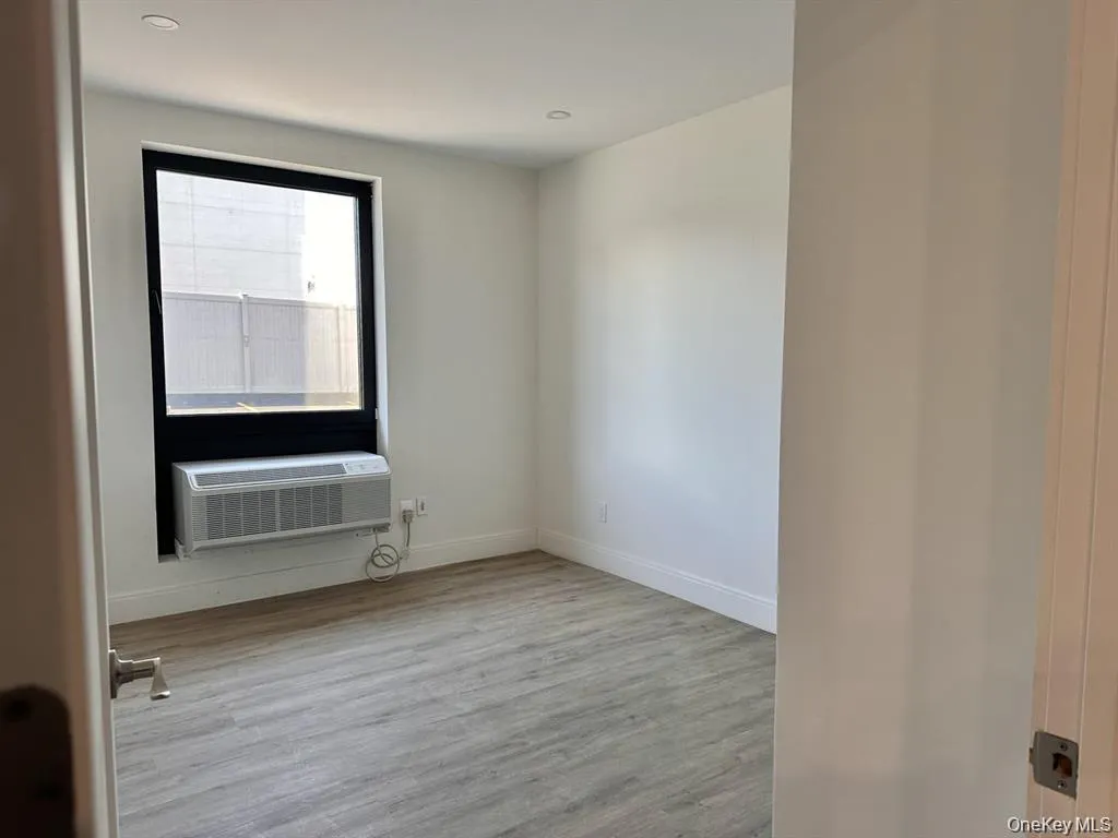 362 MERRICK Road, Hempstead, NY, 1 Bedroom Bedrooms, 3 Rooms Rooms,1 BathroomBathrooms,Residential Lease,For Rent,MERRICK,0,1038772 362 MERRICK Road, Hempstead, NY, 1 Bedroom Bedrooms, 3 Rooms Rooms,1 BathroomBathrooms,Residential Lease,For Rent,MERRICK,0,1038772