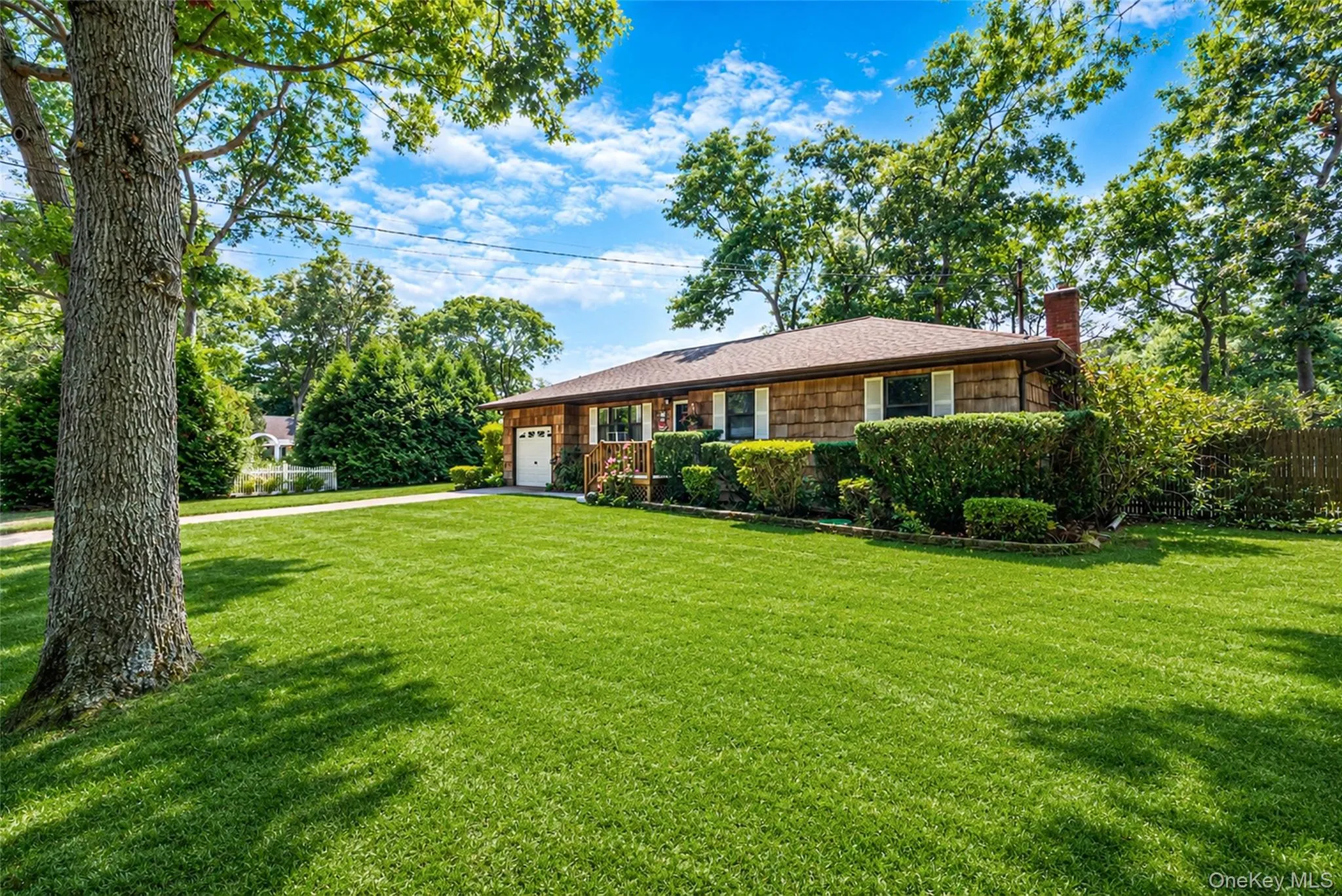 32 Rutland Road, Brookhaven, NY, 3 Bedrooms Bedrooms, 5 Rooms Rooms,1 BathroomBathrooms,Residential,For Rent,Rutland,0,1038776 32 Rutland Road, Brookhaven, NY, 3 Bedrooms Bedrooms, 5 Rooms Rooms,1 BathroomBathrooms,Residential,For Rent,Rutland,0,1038776