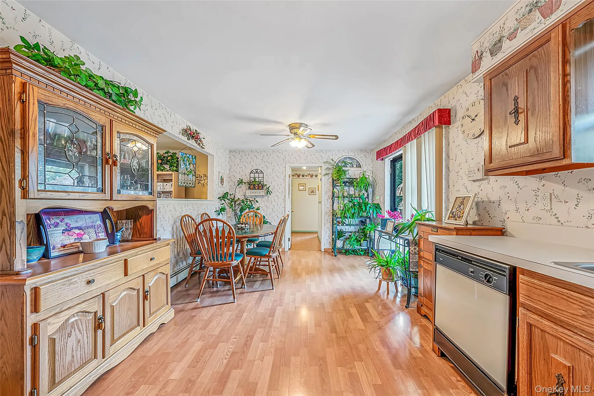 32 Rutland Road, Brookhaven, NY, 3 Bedrooms Bedrooms, 5 Rooms Rooms,1 BathroomBathrooms,Residential,For Rent,Rutland,0,1038776 32 Rutland Road, Brookhaven, NY, 3 Bedrooms Bedrooms, 5 Rooms Rooms,1 BathroomBathrooms,Residential,For Rent,Rutland,0,1038776