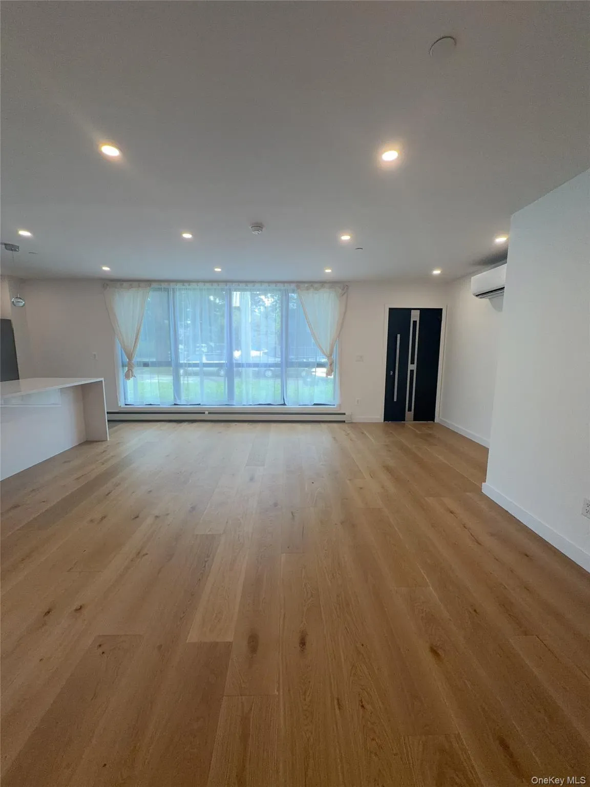 33-03 213th Street, New York, NY, 3 Bedrooms Bedrooms, 7 Rooms Rooms,4 BathroomsBathrooms,Residential,For Rent,213th,0,1038779 33-03 213th Street, New York, NY, 3 Bedrooms Bedrooms, 7 Rooms Rooms,4 BathroomsBathrooms,Residential,For Rent,213th,0,1038779