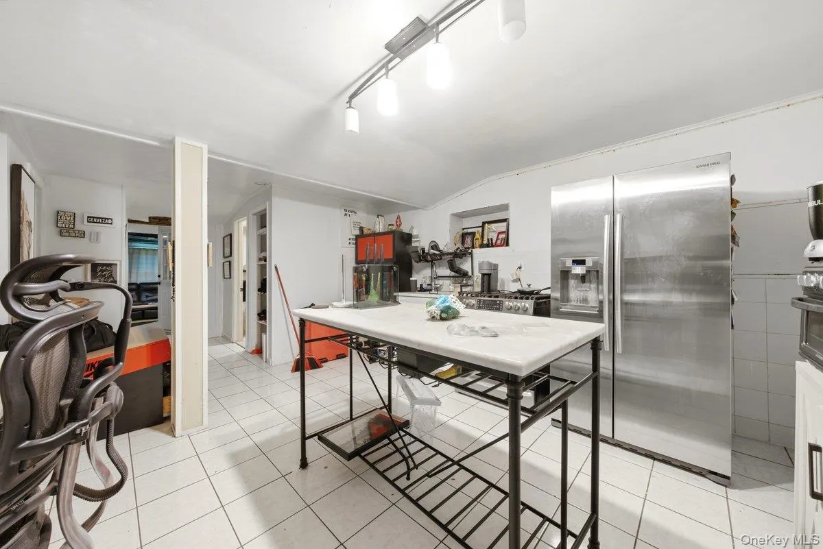 290 First Street, Yonkers, NY, 2 Bedrooms Bedrooms, 5 Rooms Rooms,2 BathroomsBathrooms,Residential,For Rent,First,0,1038781 290 First Street, Yonkers, NY, 2 Bedrooms Bedrooms, 5 Rooms Rooms,2 BathroomsBathrooms,Residential,For Rent,First,0,1038781