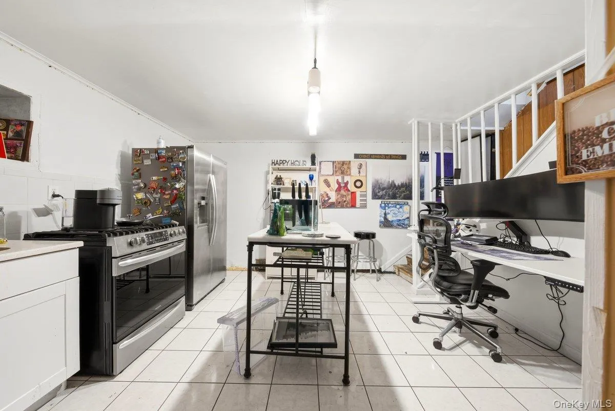 290 First Street, Yonkers, NY, 2 Bedrooms Bedrooms, 5 Rooms Rooms,2 BathroomsBathrooms,Residential,For Rent,First,0,1038781 290 First Street, Yonkers, NY, 2 Bedrooms Bedrooms, 5 Rooms Rooms,2 BathroomsBathrooms,Residential,For Rent,First,0,1038781