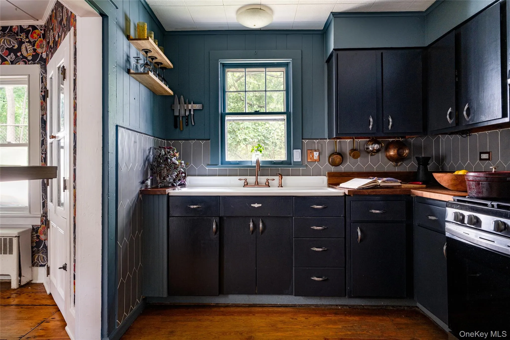 9 Washington Avenue, Beacon, NY, 3 Bedrooms Bedrooms, 9 Rooms Rooms,1 BathroomBathrooms,Residential,For Rent,Washington,0,1038784 9 Washington Avenue, Beacon, NY, 3 Bedrooms Bedrooms, 9 Rooms Rooms,1 BathroomBathrooms,Residential,For Rent,Washington,0,1038784