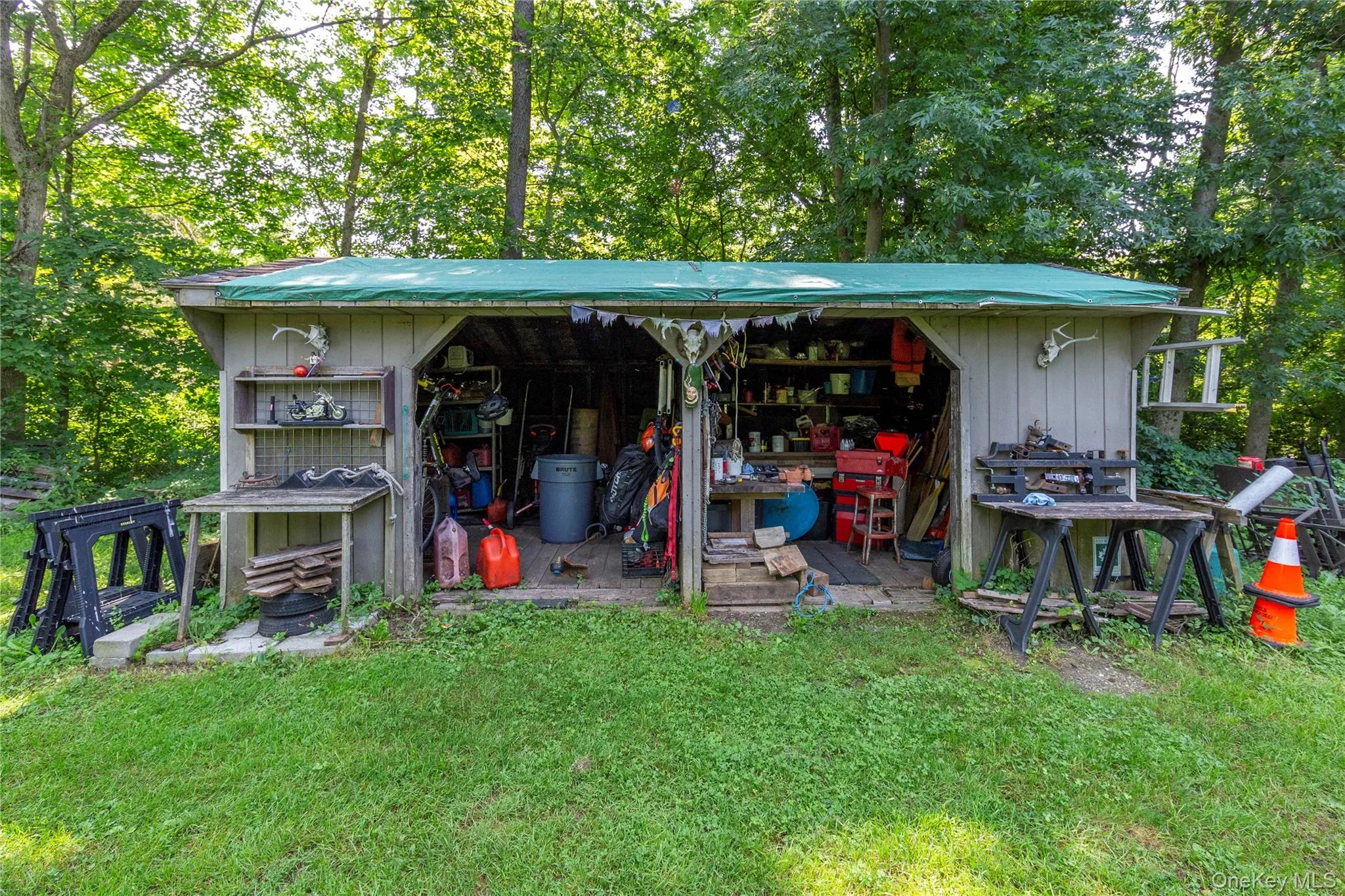 One of the outbuildings on the property. One of the outbuildings on the property.