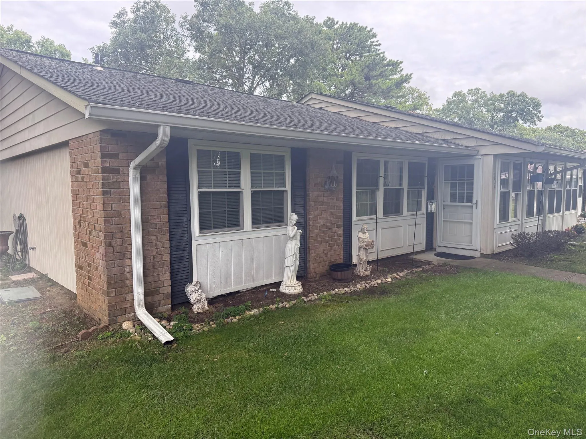 333 A woodbridge, Brookhaven, NY, 2 Bedrooms Bedrooms, 6 Rooms Rooms,1 BathroomBathrooms,Residential Lease,For Rent,woodbridge,0,1038798 333 A woodbridge, Brookhaven, NY, 2 Bedrooms Bedrooms, 6 Rooms Rooms,1 BathroomBathrooms,Residential Lease,For Rent,woodbridge,0,1038798
