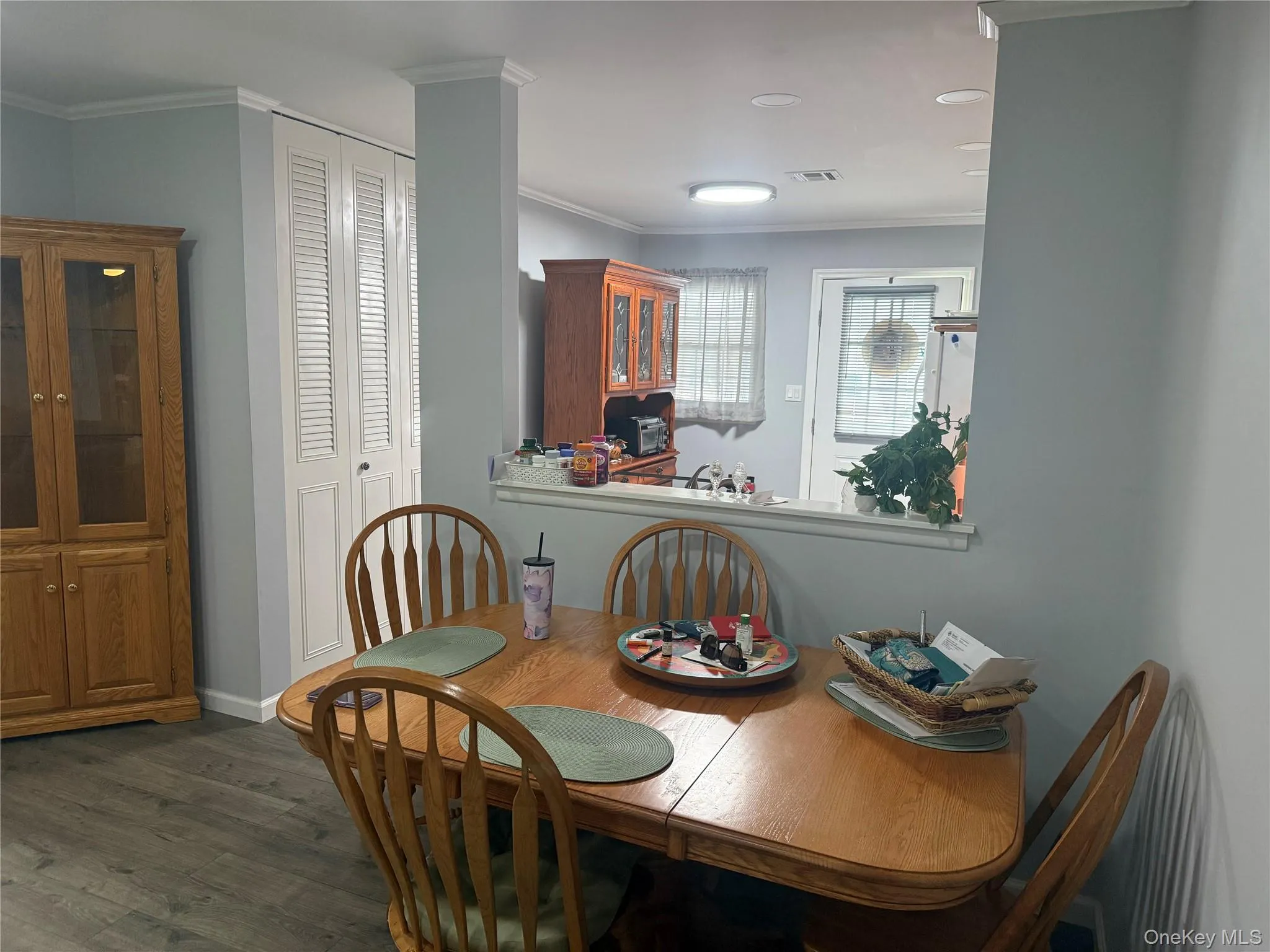 333 A woodbridge, Brookhaven, NY, 2 Bedrooms Bedrooms, 6 Rooms Rooms,1 BathroomBathrooms,Residential Lease,For Rent,woodbridge,0,1038798 333 A woodbridge, Brookhaven, NY, 2 Bedrooms Bedrooms, 6 Rooms Rooms,1 BathroomBathrooms,Residential Lease,For Rent,woodbridge,0,1038798