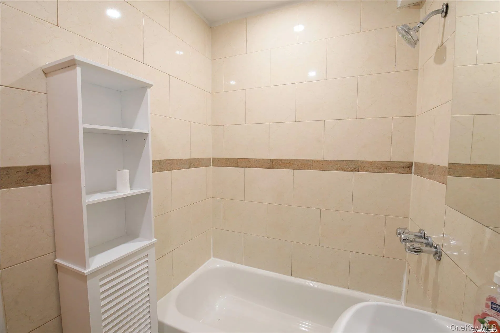 750 Broadway, Long Beach, NY, 2 Bedrooms Bedrooms, 4 Rooms Rooms,1 BathroomBathrooms,Residential Lease,For Rent,Broadway,0,1038802 750 Broadway, Long Beach, NY, 2 Bedrooms Bedrooms, 4 Rooms Rooms,1 BathroomBathrooms,Residential Lease,For Rent,Broadway,0,1038802