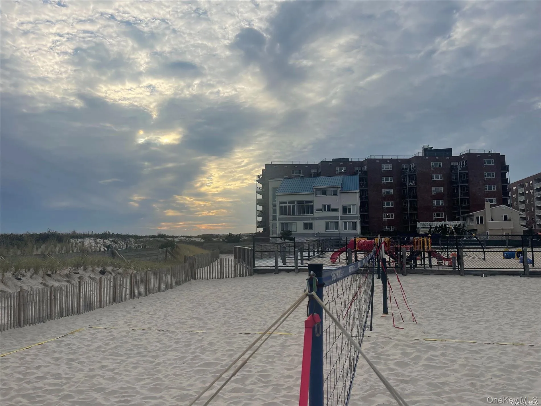 750 Broadway, Long Beach, NY, 2 Bedrooms Bedrooms, 4 Rooms Rooms,1 BathroomBathrooms,Residential Lease,For Rent,Broadway,0,1038802 750 Broadway, Long Beach, NY, 2 Bedrooms Bedrooms, 4 Rooms Rooms,1 BathroomBathrooms,Residential Lease,For Rent,Broadway,0,1038802