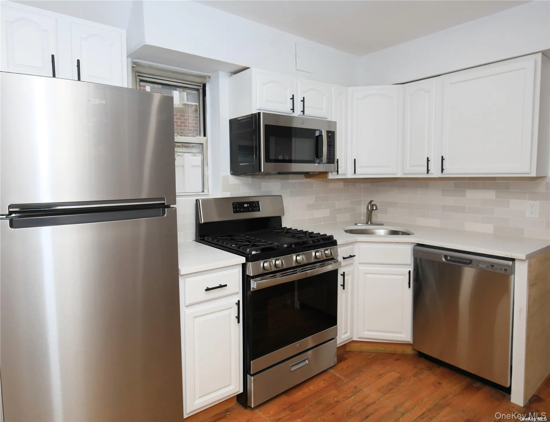 750 Broadway, Long Beach, NY, 2 Bedrooms Bedrooms, 4 Rooms Rooms,1 BathroomBathrooms,Residential Lease,For Rent,Broadway,0,1038802 750 Broadway, Long Beach, NY, 2 Bedrooms Bedrooms, 4 Rooms Rooms,1 BathroomBathrooms,Residential Lease,For Rent,Broadway,0,1038802