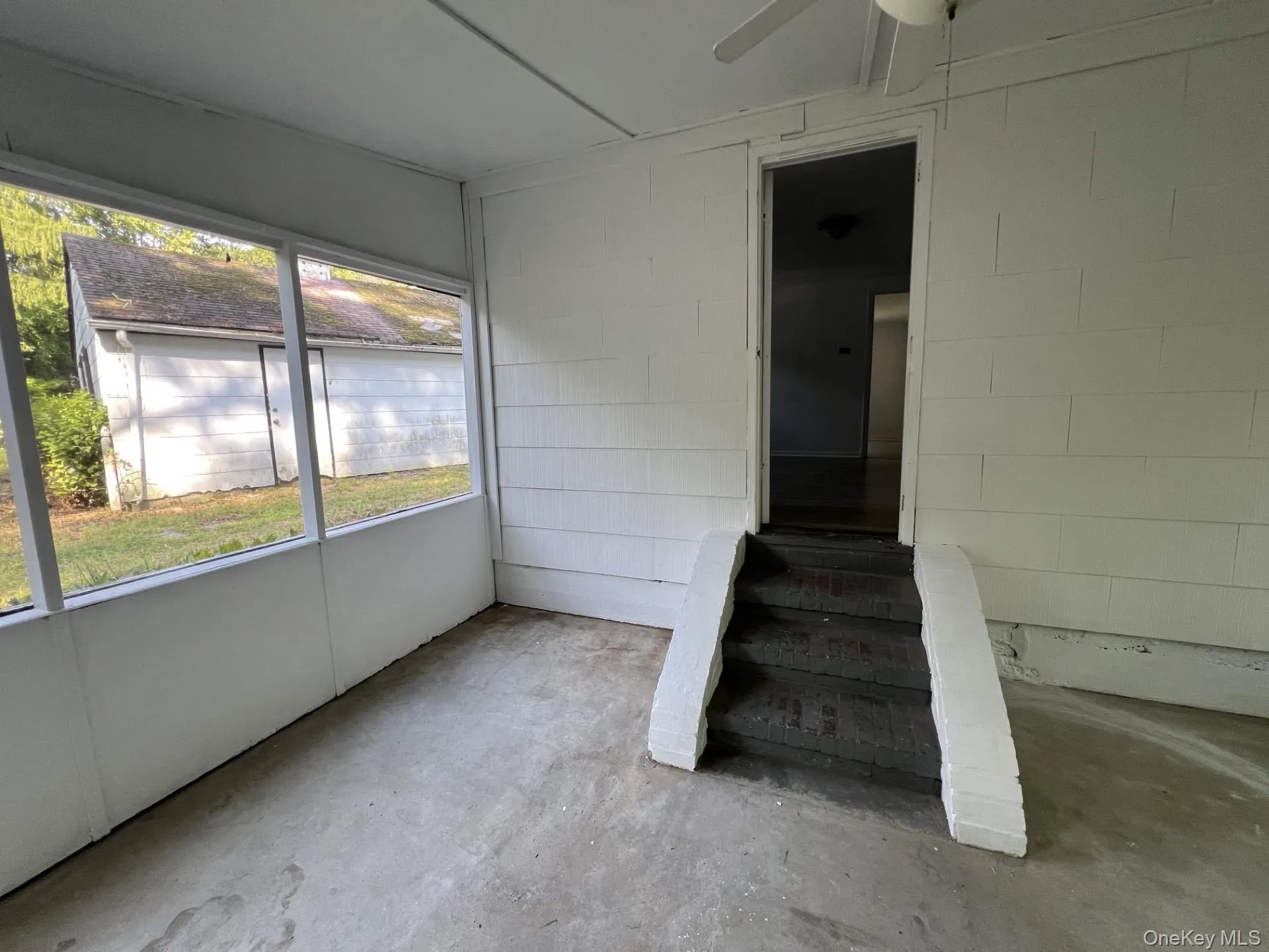 166A Frost Pond, Oyster Bay, NY, 1 Bedroom Bedrooms, 3 Rooms Rooms,1 BathroomBathrooms,Residential Lease,For Rent,Frost Pond,0,1038806 166A Frost Pond, Oyster Bay, NY, 1 Bedroom Bedrooms, 3 Rooms Rooms,1 BathroomBathrooms,Residential Lease,For Rent,Frost Pond,0,1038806