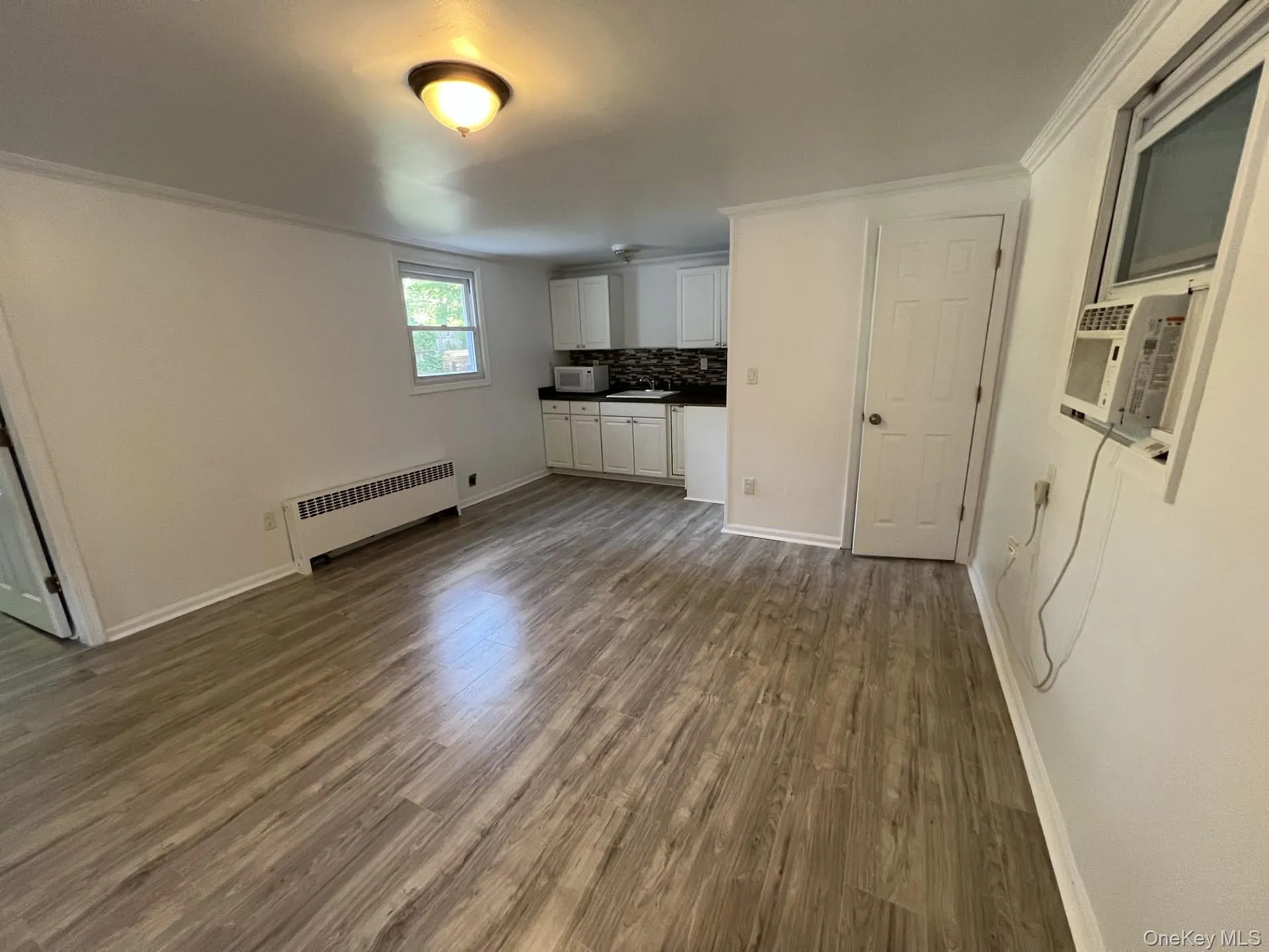 166A Frost Pond, Oyster Bay, NY, 1 Bedroom Bedrooms, 3 Rooms Rooms,1 BathroomBathrooms,Residential Lease,For Rent,Frost Pond,0,1038806 166A Frost Pond, Oyster Bay, NY, 1 Bedroom Bedrooms, 3 Rooms Rooms,1 BathroomBathrooms,Residential Lease,For Rent,Frost Pond,0,1038806