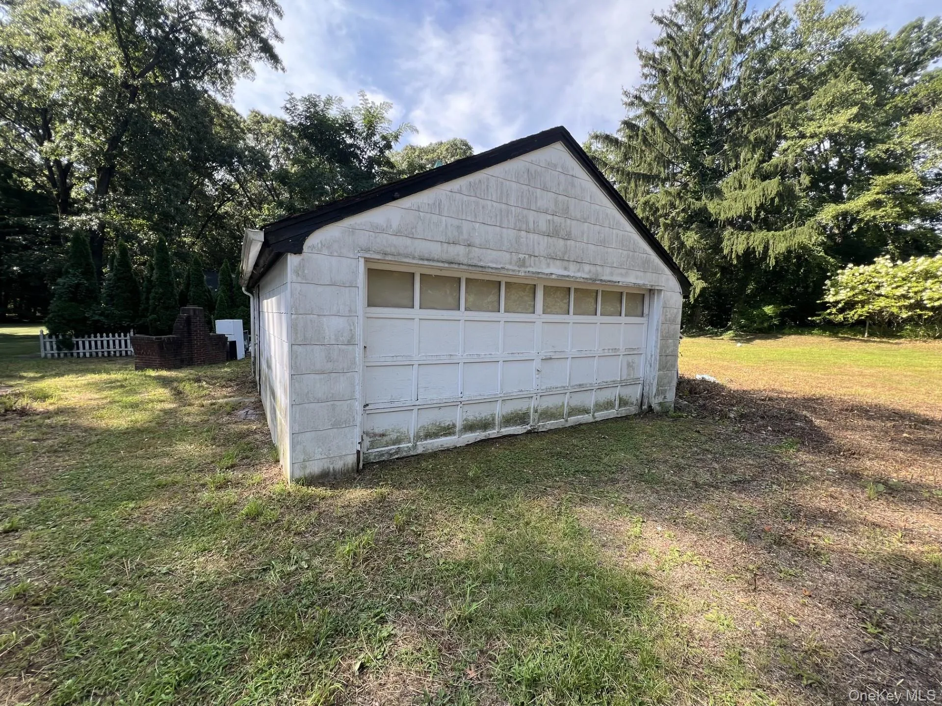 166A Frost Pond, Oyster Bay, NY, 1 Bedroom Bedrooms, 3 Rooms Rooms,1 BathroomBathrooms,Residential Lease,For Rent,Frost Pond,0,1038806 166A Frost Pond, Oyster Bay, NY, 1 Bedroom Bedrooms, 3 Rooms Rooms,1 BathroomBathrooms,Residential Lease,For Rent,Frost Pond,0,1038806