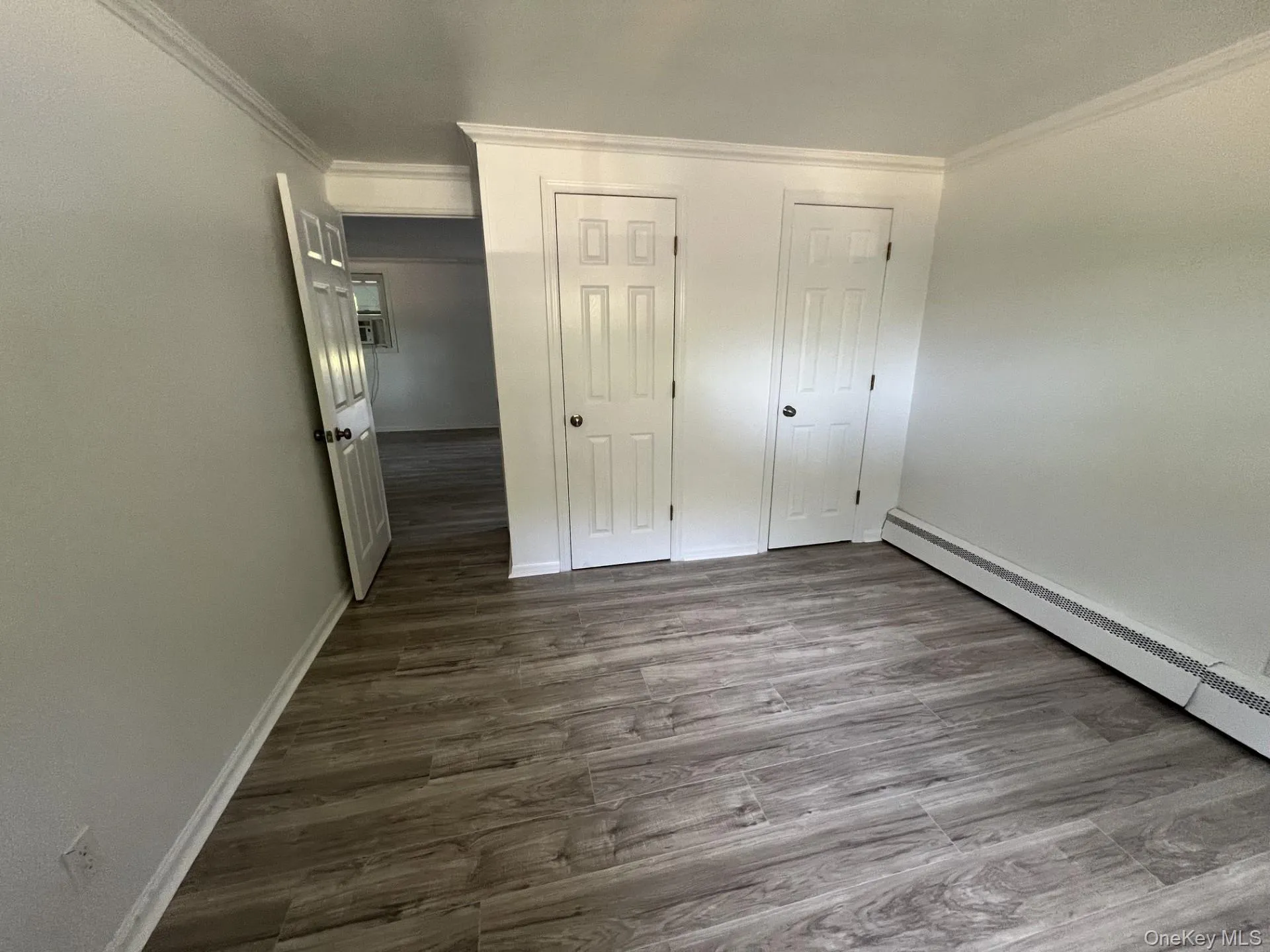 166A Frost Pond, Oyster Bay, NY, 1 Bedroom Bedrooms, 3 Rooms Rooms,1 BathroomBathrooms,Residential Lease,For Rent,Frost Pond,0,1038806 166A Frost Pond, Oyster Bay, NY, 1 Bedroom Bedrooms, 3 Rooms Rooms,1 BathroomBathrooms,Residential Lease,For Rent,Frost Pond,0,1038806