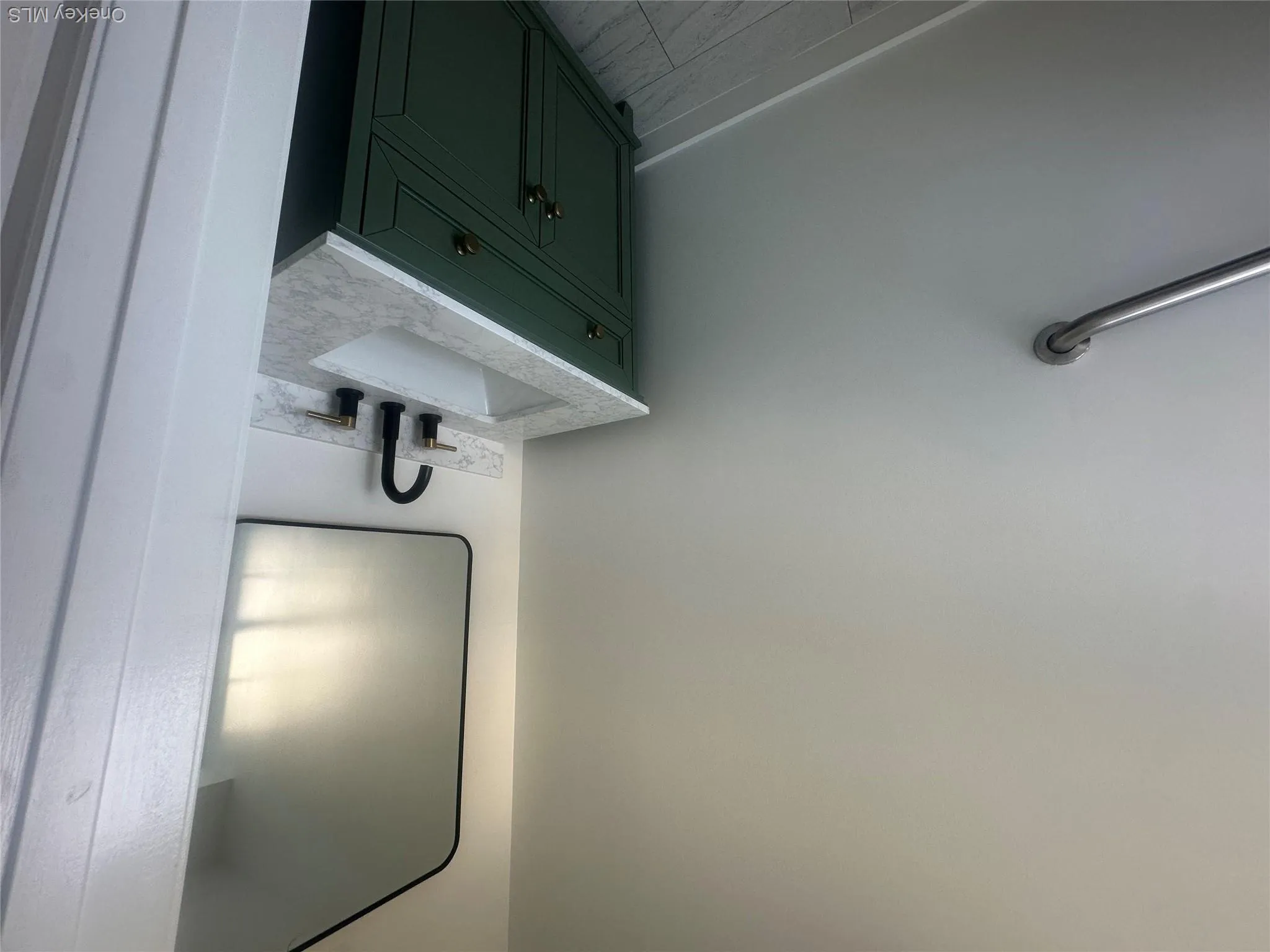 256 Quassaick Avenue, New Windsor, NY, 3 Bedrooms Bedrooms, 6 Rooms Rooms,2 BathroomsBathrooms,Residential Lease,For Rent,Quassaick,0,1038807 256 Quassaick Avenue, New Windsor, NY, 3 Bedrooms Bedrooms, 6 Rooms Rooms,2 BathroomsBathrooms,Residential Lease,For Rent,Quassaick,0,1038807