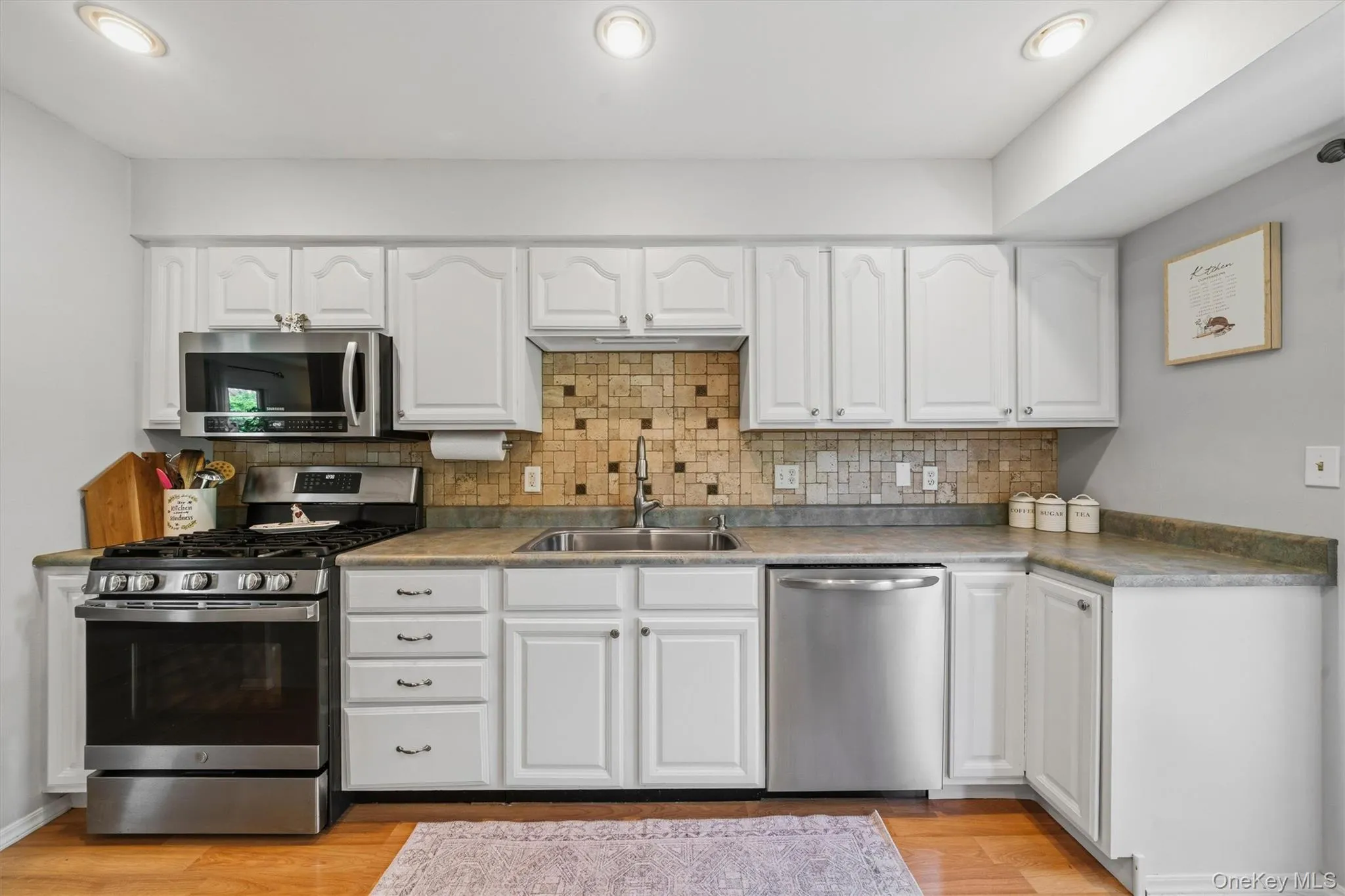 607 Heard Avenue, Montgomery, NY, 4 Bedrooms Bedrooms, 8 Rooms Rooms,2 BathroomsBathrooms,Residential,For Rent,Heard,0,1038808 607 Heard Avenue, Montgomery, NY, 4 Bedrooms Bedrooms, 8 Rooms Rooms,2 BathroomsBathrooms,Residential,For Rent,Heard,0,1038808