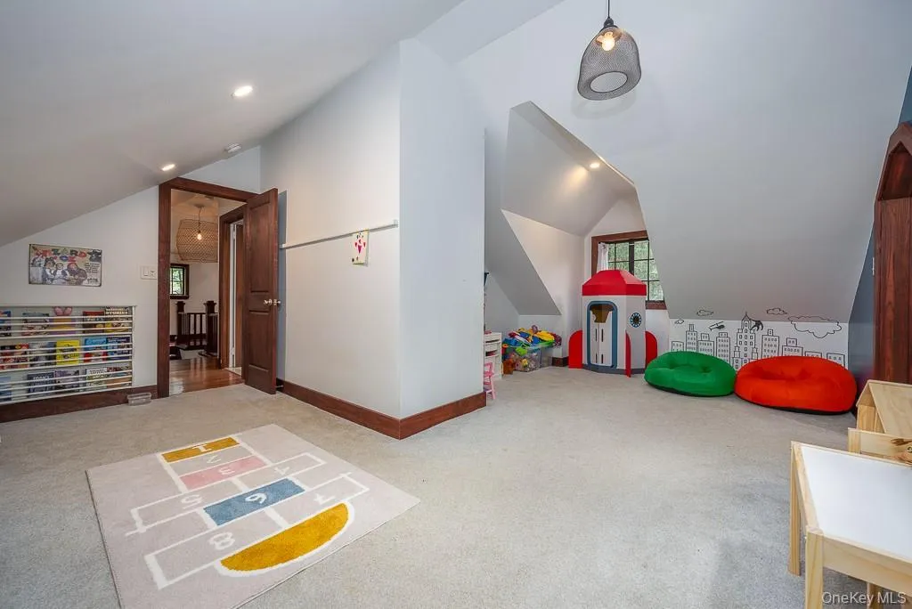 75 Van Houten Fields, Clarkstown, NY, 4 Bedrooms Bedrooms, 8 Rooms Rooms,2 BathroomsBathrooms,Residential Lease,For Rent,Van Houten,0,1038809 75 Van Houten Fields, Clarkstown, NY, 4 Bedrooms Bedrooms, 8 Rooms Rooms,2 BathroomsBathrooms,Residential Lease,For Rent,Van Houten,0,1038809