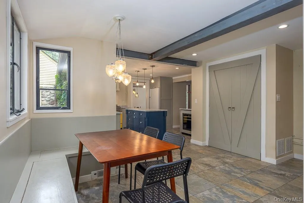75 Van Houten Fields, Clarkstown, NY, 4 Bedrooms Bedrooms, 8 Rooms Rooms,2 BathroomsBathrooms,Residential Lease,For Rent,Van Houten,0,1038809 75 Van Houten Fields, Clarkstown, NY, 4 Bedrooms Bedrooms, 8 Rooms Rooms,2 BathroomsBathrooms,Residential Lease,For Rent,Van Houten,0,1038809