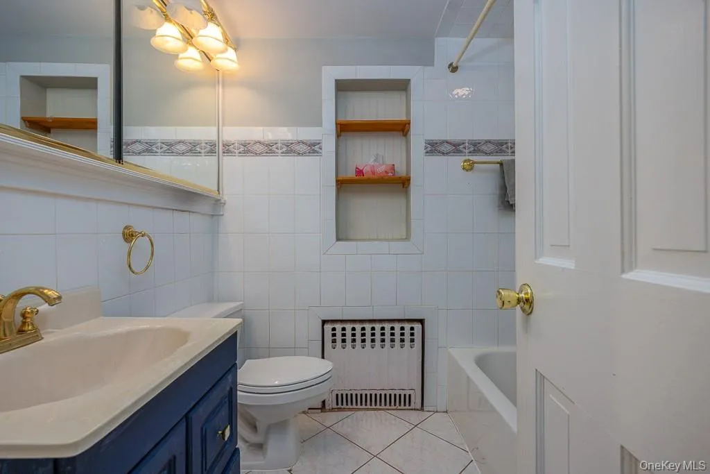 75 Van Houten Fields, Clarkstown, NY, 4 Bedrooms Bedrooms, 8 Rooms Rooms,2 BathroomsBathrooms,Residential Lease,For Rent,Van Houten,0,1038809 75 Van Houten Fields, Clarkstown, NY, 4 Bedrooms Bedrooms, 8 Rooms Rooms,2 BathroomsBathrooms,Residential Lease,For Rent,Van Houten,0,1038809