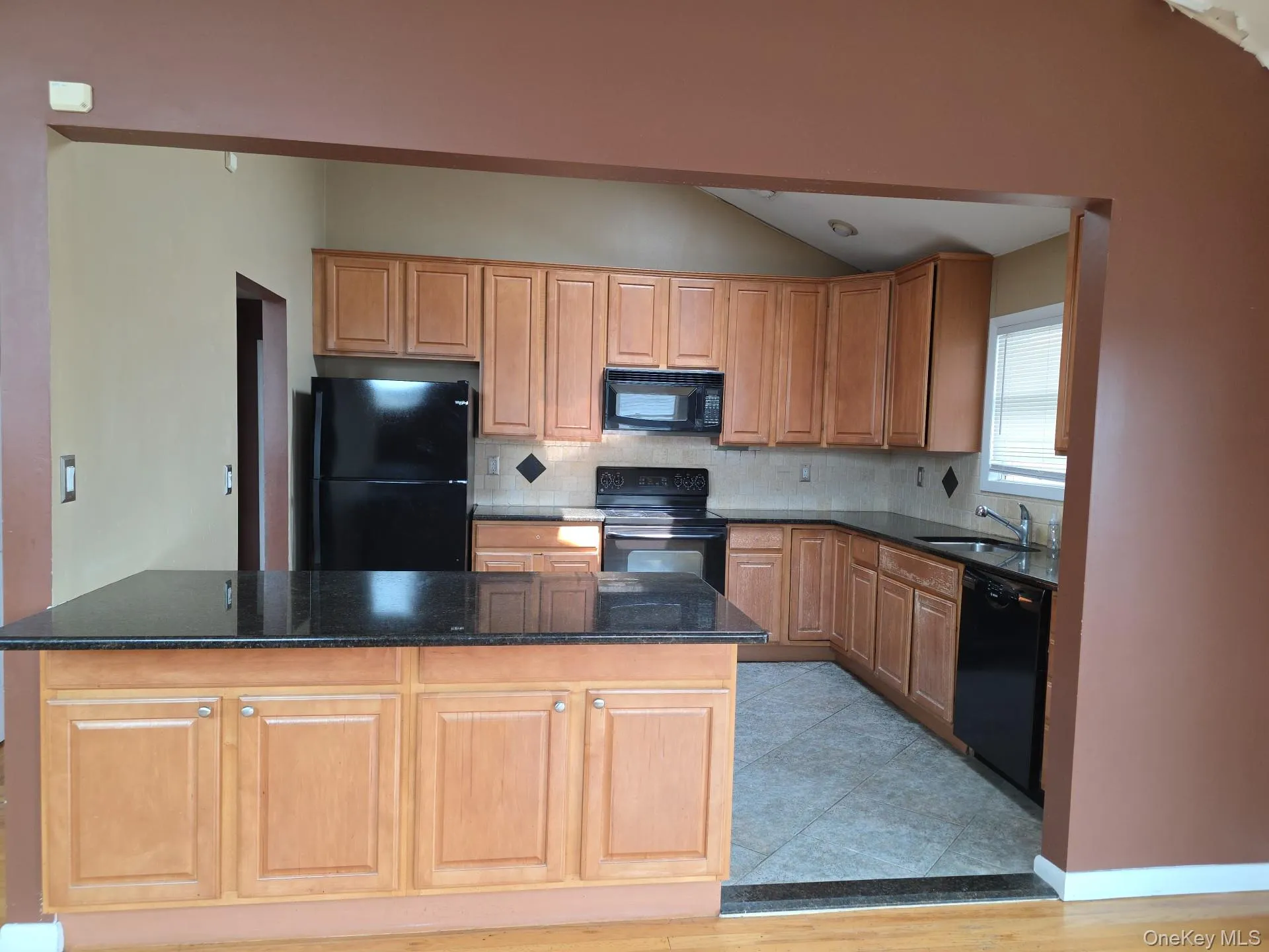 2871 Shore Road, Hempstead, NY, 6 Bedrooms Bedrooms, 11 Rooms Rooms,3 BathroomsBathrooms,Residential,For Rent,Shore,0,1038810 2871 Shore Road, Hempstead, NY, 6 Bedrooms Bedrooms, 11 Rooms Rooms,3 BathroomsBathrooms,Residential,For Rent,Shore,0,1038810