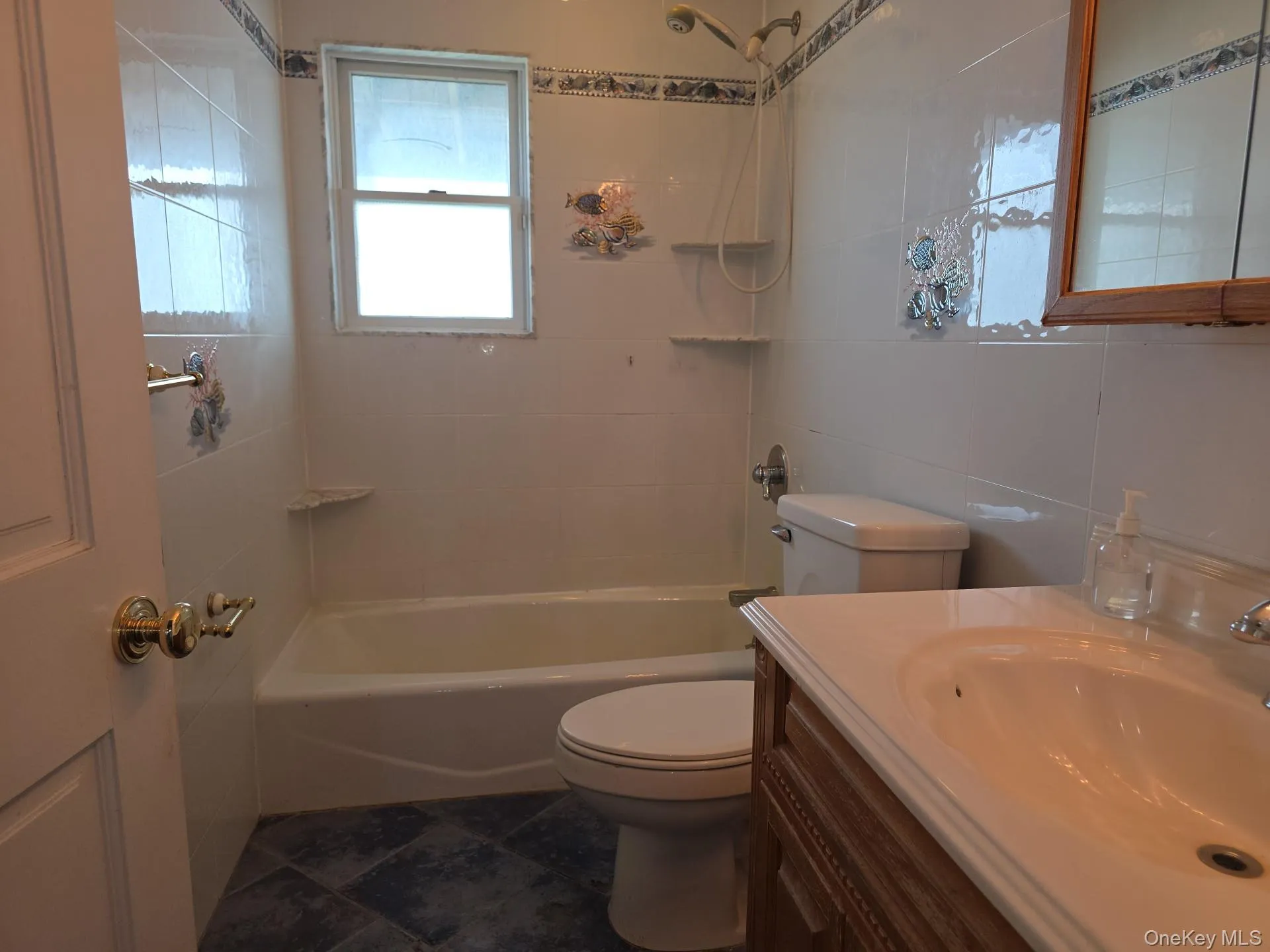 2871 Shore Road, Hempstead, NY, 6 Bedrooms Bedrooms, 11 Rooms Rooms,3 BathroomsBathrooms,Residential,For Rent,Shore,0,1038810 2871 Shore Road, Hempstead, NY, 6 Bedrooms Bedrooms, 11 Rooms Rooms,3 BathroomsBathrooms,Residential,For Rent,Shore,0,1038810