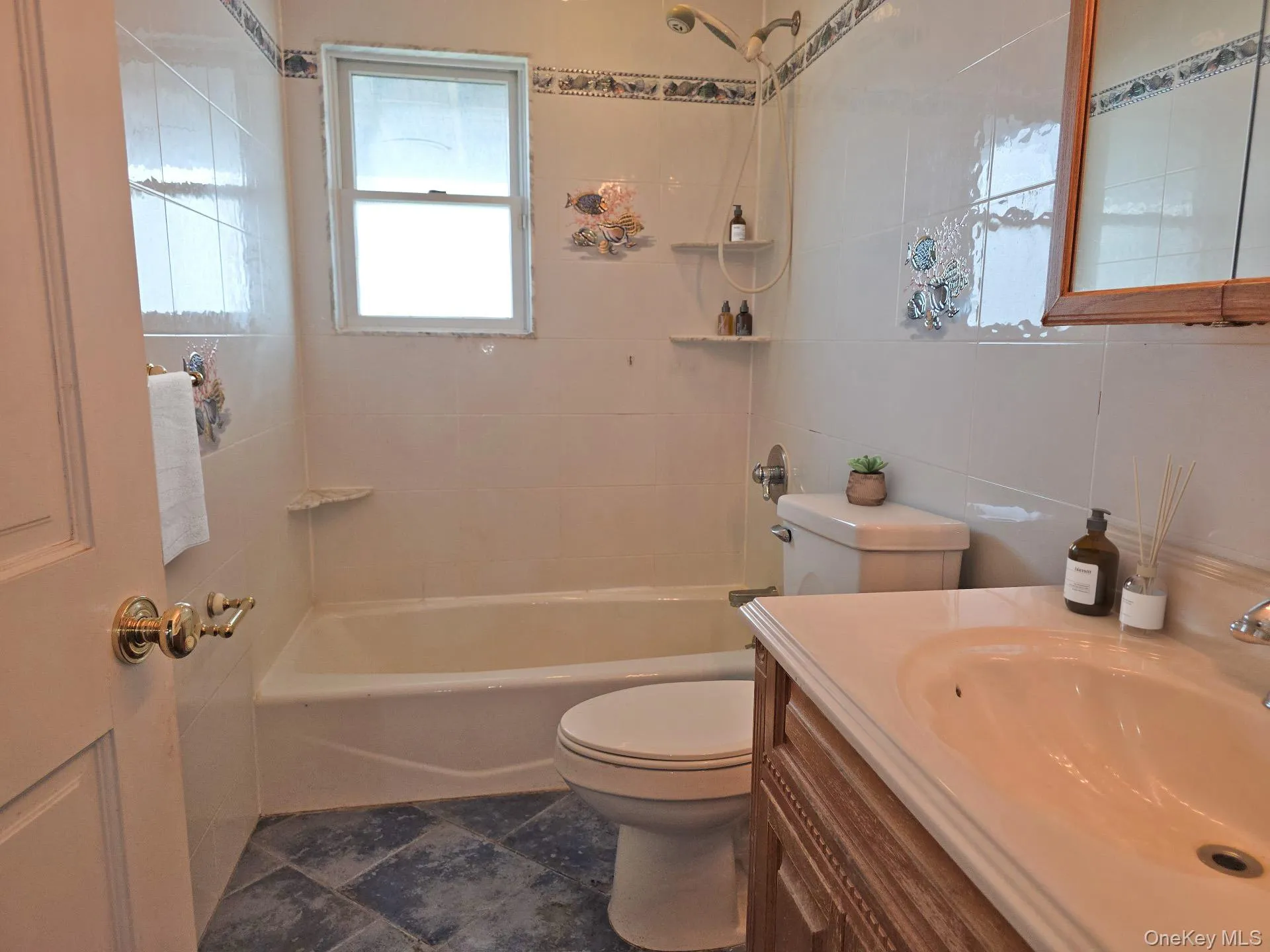 2871 Shore Road, Hempstead, NY, 6 Bedrooms Bedrooms, 11 Rooms Rooms,3 BathroomsBathrooms,Residential,For Rent,Shore,0,1038810 2871 Shore Road, Hempstead, NY, 6 Bedrooms Bedrooms, 11 Rooms Rooms,3 BathroomsBathrooms,Residential,For Rent,Shore,0,1038810