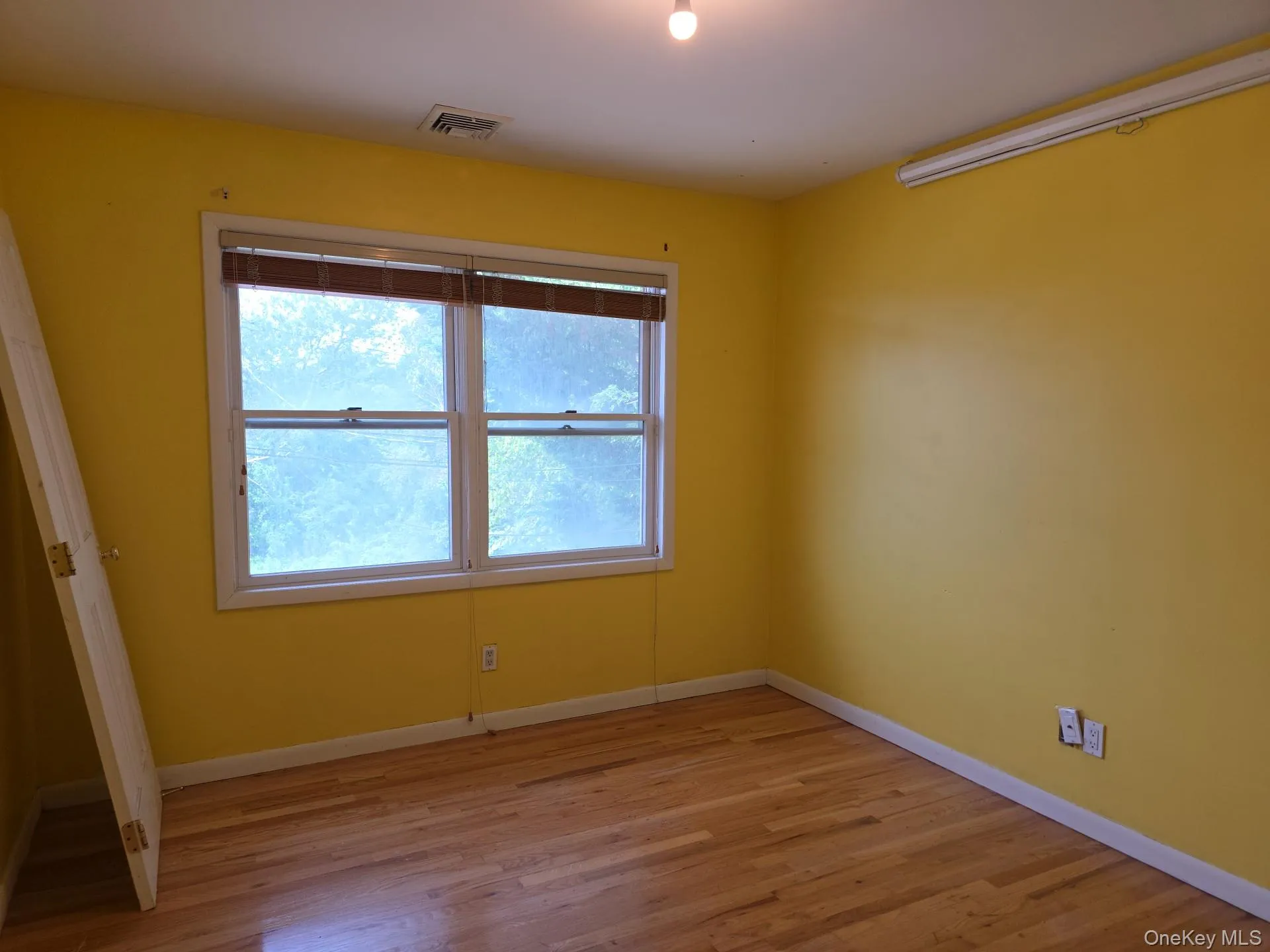 2871 Shore Road, Hempstead, NY, 6 Bedrooms Bedrooms, 11 Rooms Rooms,3 BathroomsBathrooms,Residential,For Rent,Shore,0,1038810 2871 Shore Road, Hempstead, NY, 6 Bedrooms Bedrooms, 11 Rooms Rooms,3 BathroomsBathrooms,Residential,For Rent,Shore,0,1038810