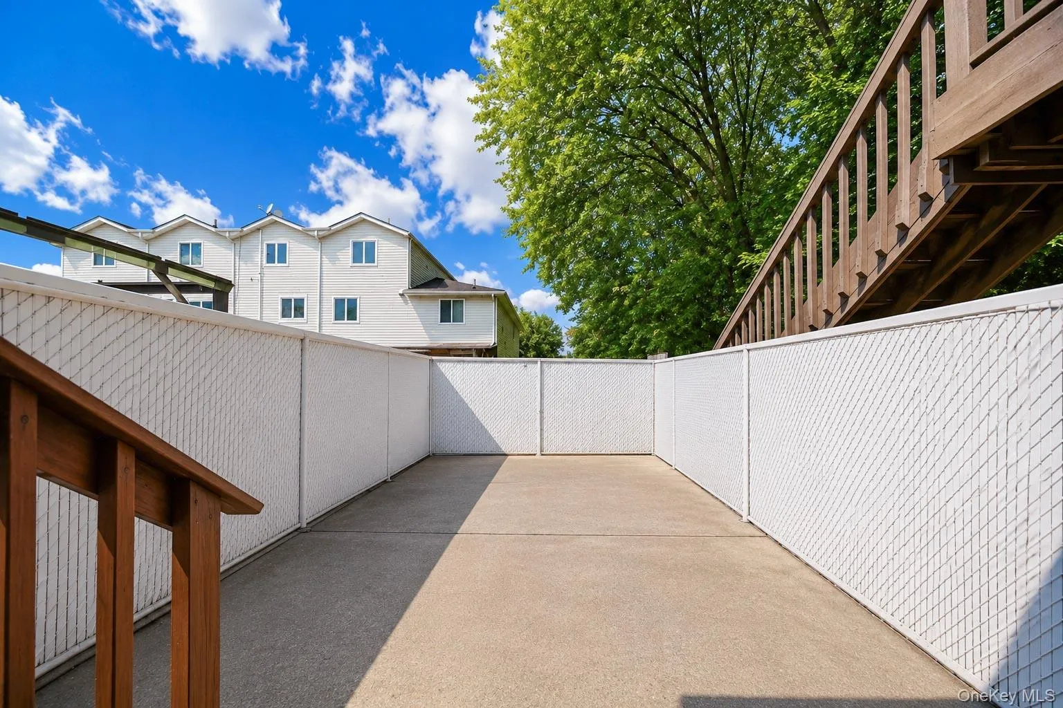 493 Medina Street, New York, NY, 3 Bedrooms Bedrooms, 9 Rooms Rooms,1 BathroomBathrooms,Residential,For Rent,Medina,0,1038812 493 Medina Street, New York, NY, 3 Bedrooms Bedrooms, 9 Rooms Rooms,1 BathroomBathrooms,Residential,For Rent,Medina,0,1038812