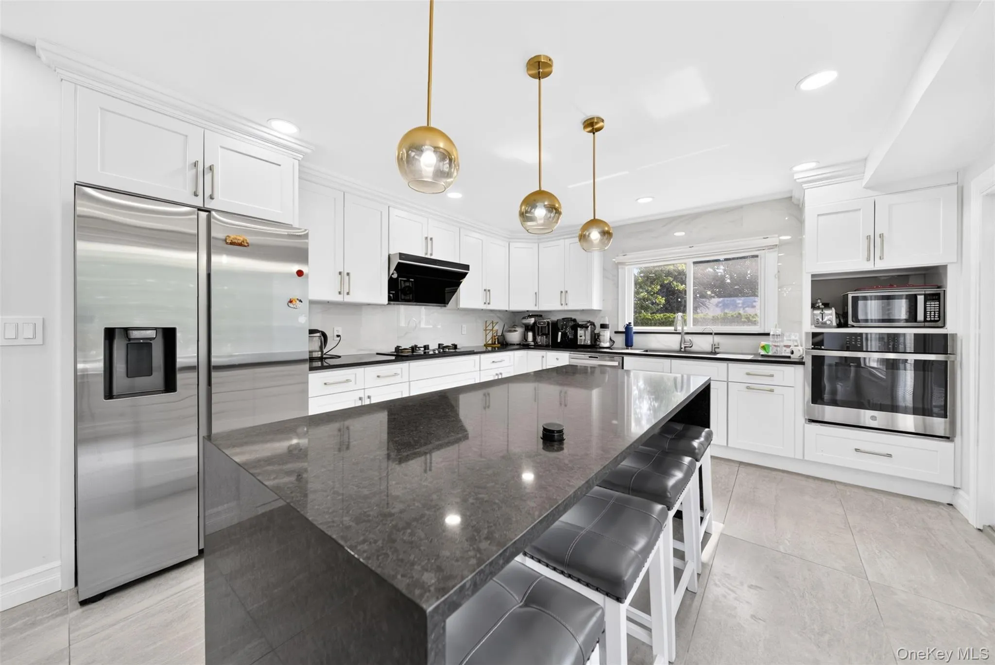 2 Foxhurst Court, North Hempstead, NY, 4 Bedrooms Bedrooms, 10 Rooms Rooms,2 BathroomsBathrooms,Residential,For Rent,Foxhurst,0,1038820 2 Foxhurst Court, North Hempstead, NY, 4 Bedrooms Bedrooms, 10 Rooms Rooms,2 BathroomsBathrooms,Residential,For Rent,Foxhurst,0,1038820