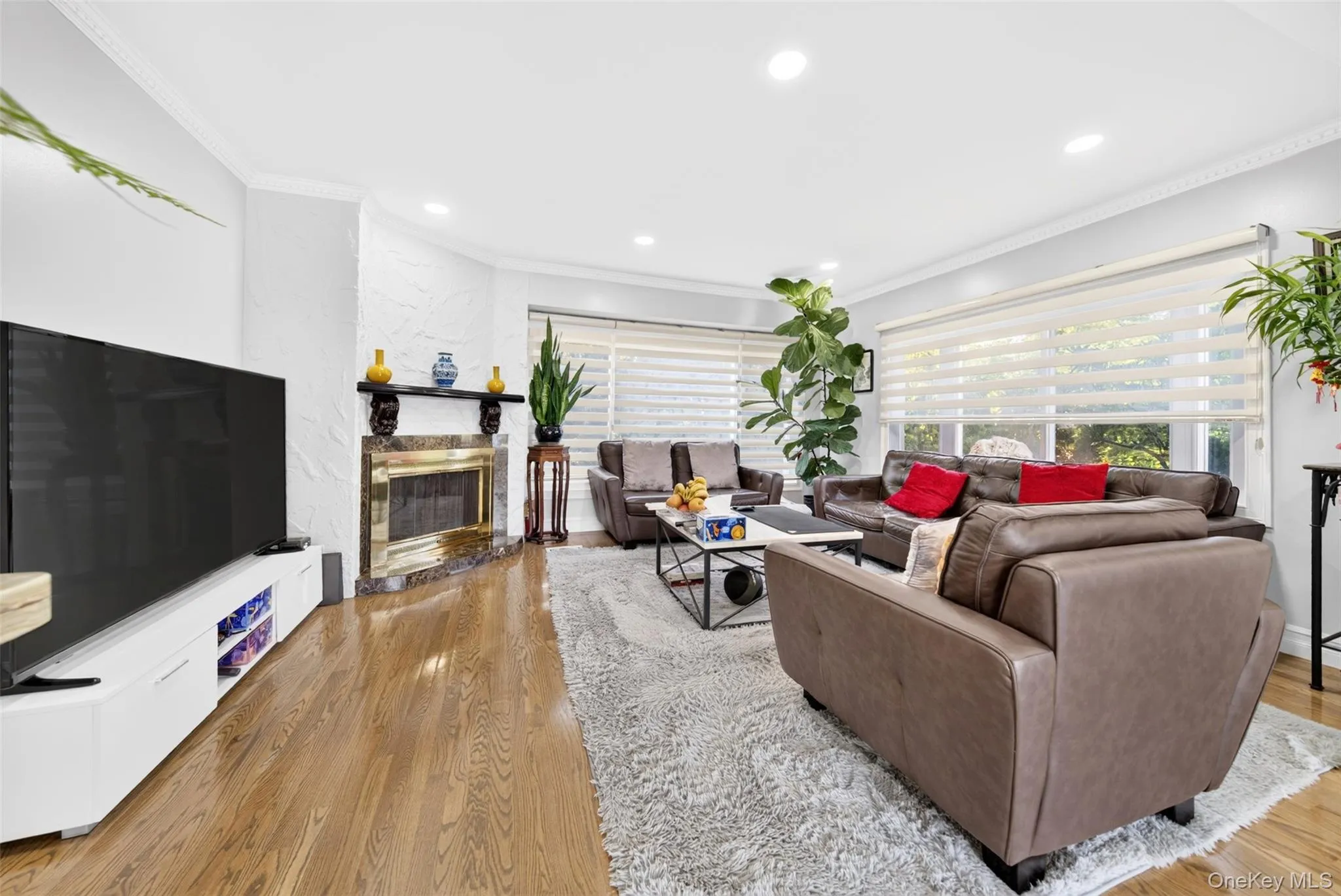 2 Foxhurst Court, North Hempstead, NY, 4 Bedrooms Bedrooms, 10 Rooms Rooms,2 BathroomsBathrooms,Residential,For Rent,Foxhurst,0,1038820 2 Foxhurst Court, North Hempstead, NY, 4 Bedrooms Bedrooms, 10 Rooms Rooms,2 BathroomsBathrooms,Residential,For Rent,Foxhurst,0,1038820